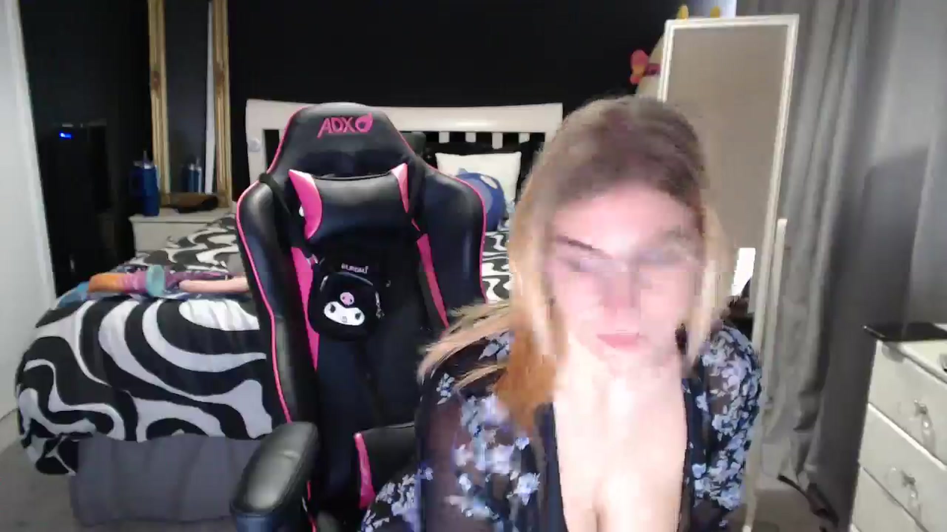 Gallery image thumbnail from ZephyraObs's myfreecams stream on, 02/23/2026, 12:59 image 15 of 20
