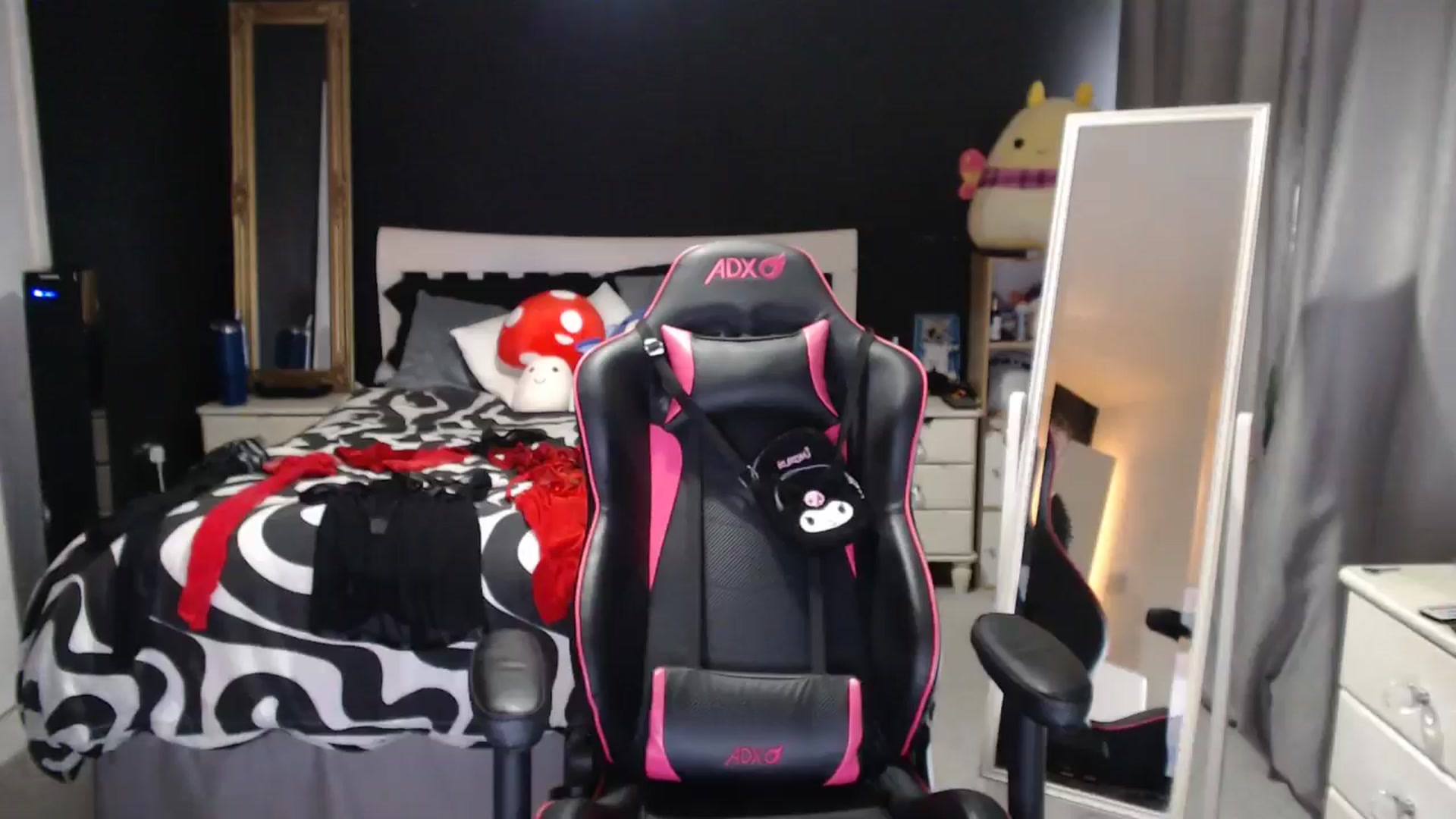 Gallery image thumbnail from ZephyraObs's myfreecams stream on, 03/02/2026, 16:10 image 5 of 20