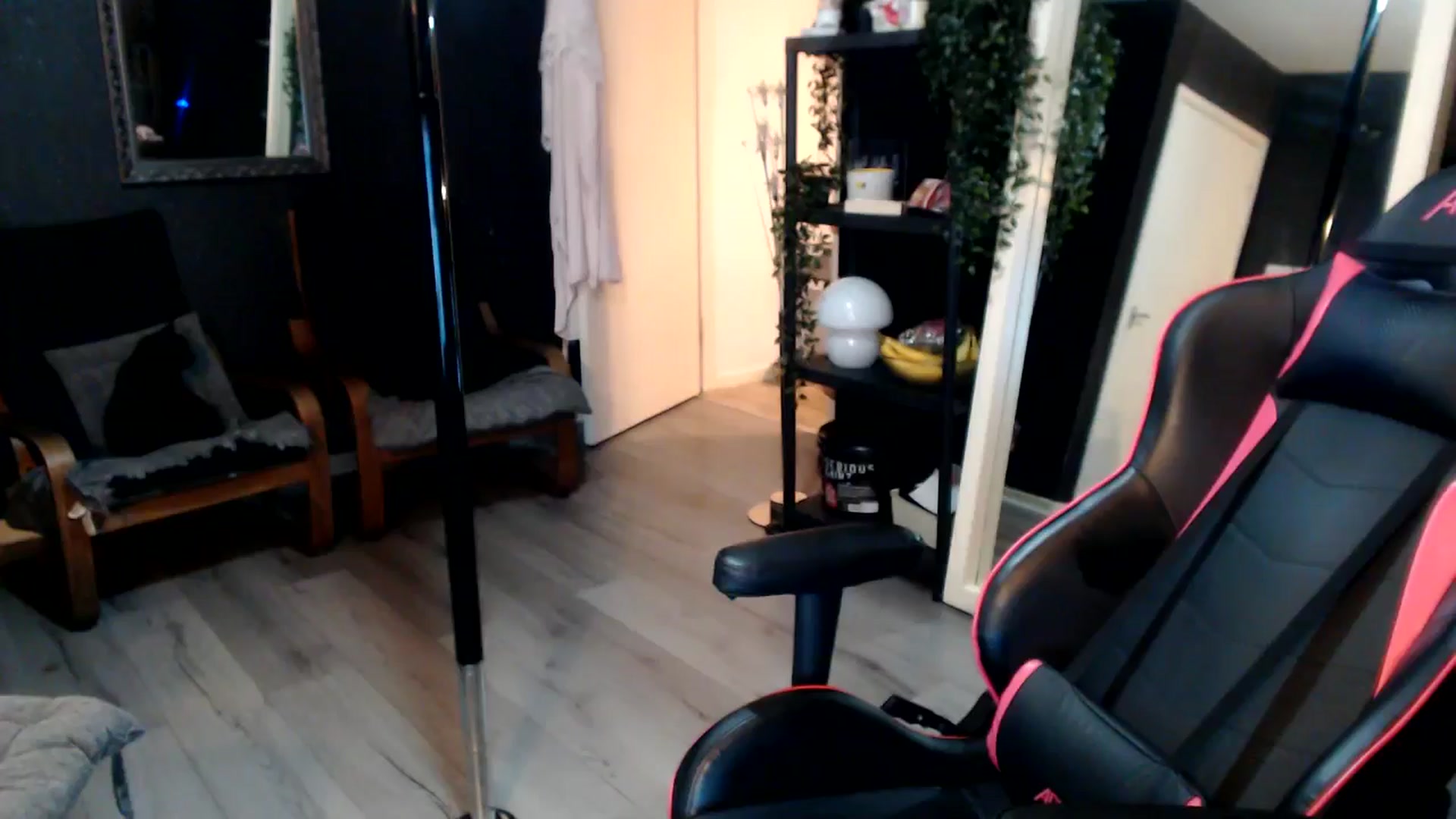 Gallery image thumbnail from ZephyraObs's myfreecams stream on, 04/05/2026, 19:32 image 16 of 20