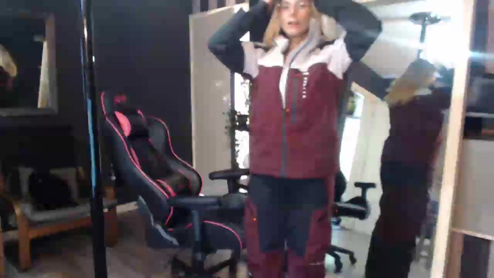 Gallery image thumbnail from ZephyraObs's myfreecams stream on, 05/28/2026, 19:30 image 13 of 20