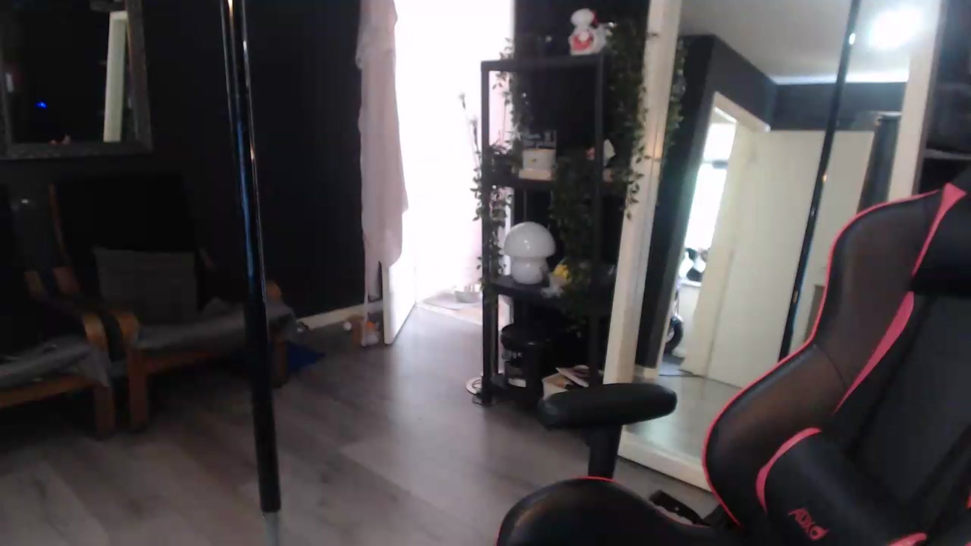 Gallery image thumbnail from ZephyraObs's myfreecams stream on, 07/11/2026, 13:11 image 17 of 20