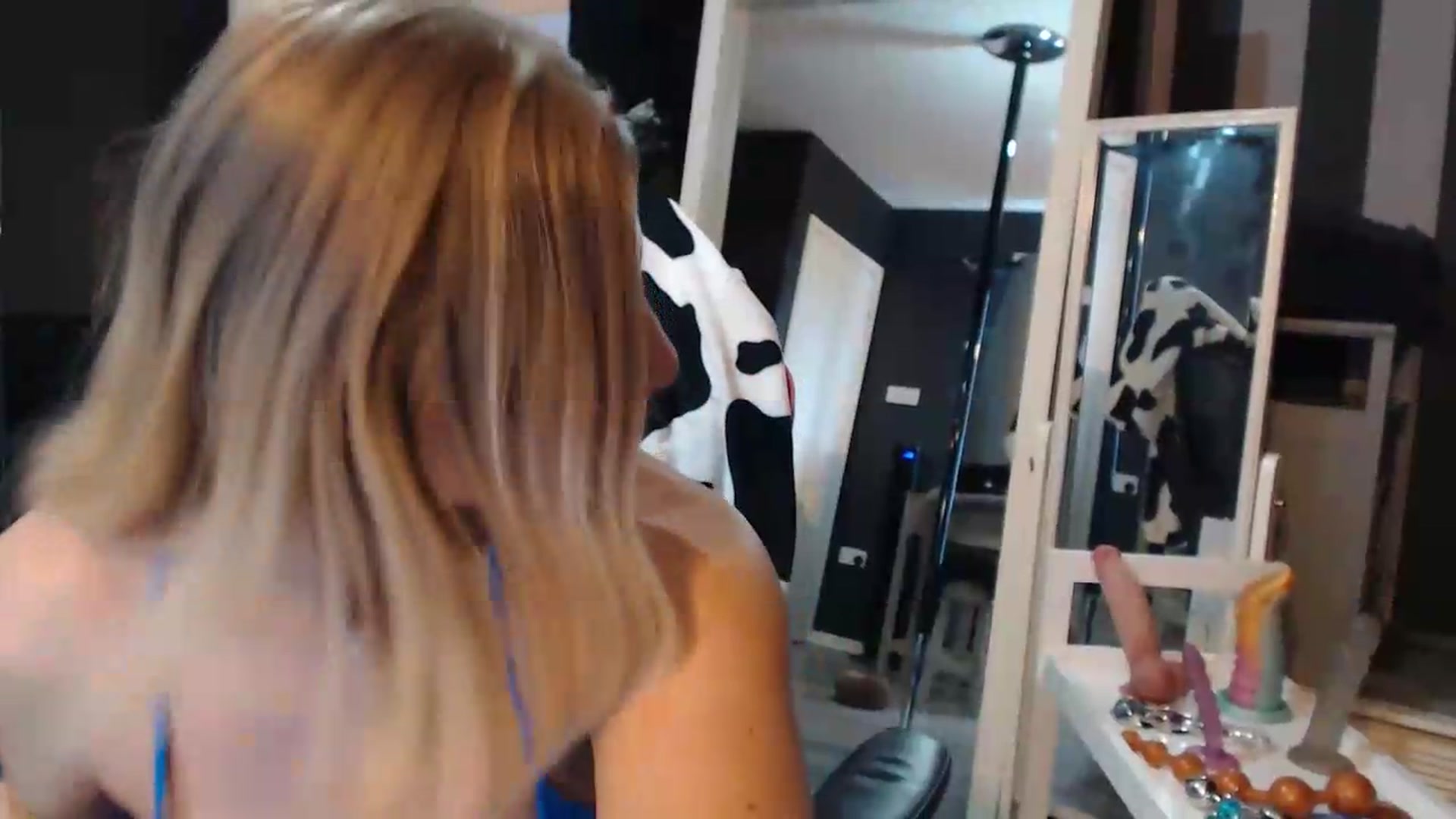 Gallery image thumbnail from ZephyraObs's myfreecams stream on, 09/02/2026, 16:42 image 9 of 20