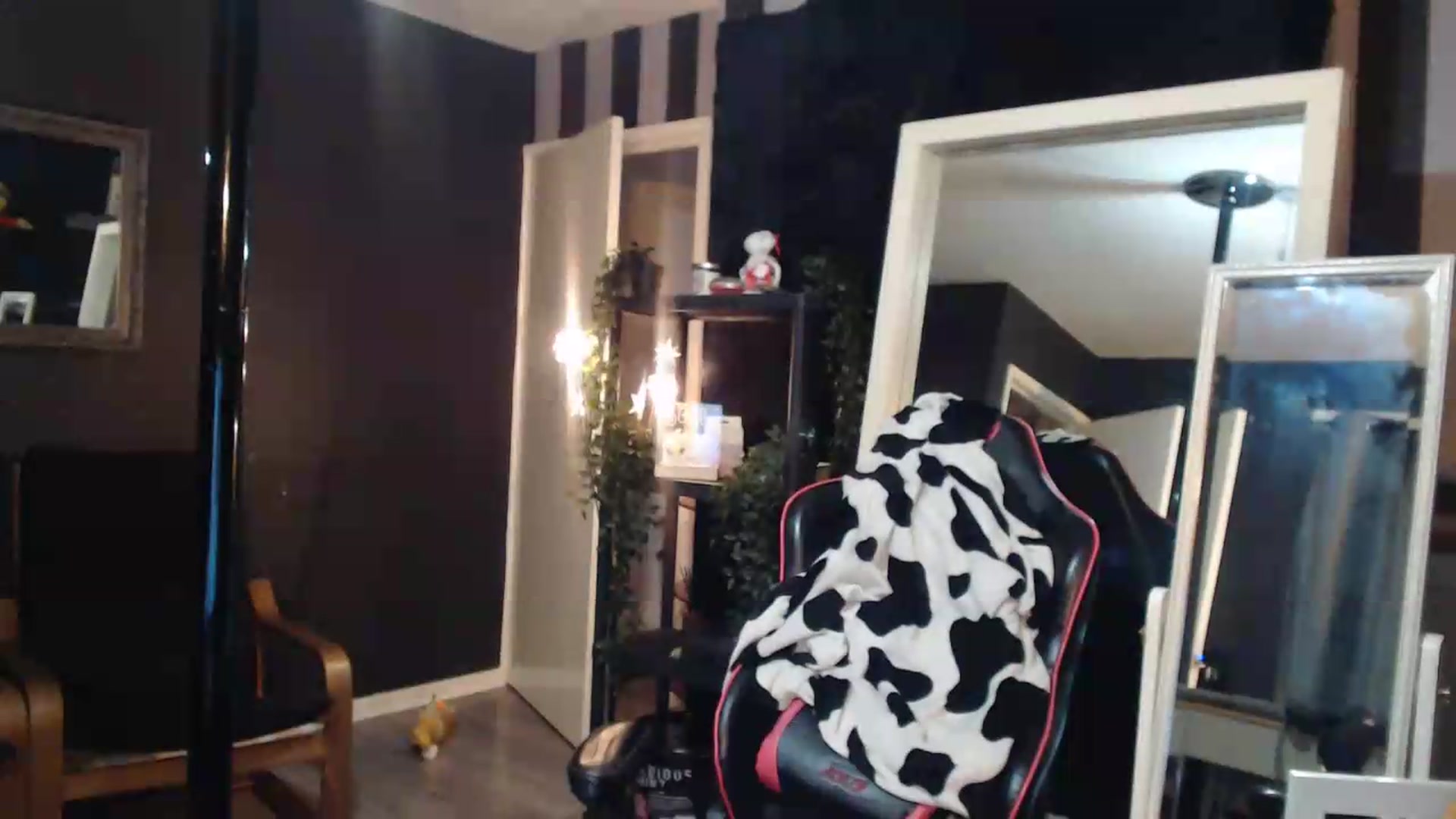 Gallery image thumbnail from ZephyraObs's myfreecams stream on, 09/09/2026, 20:22 image 20 of 20