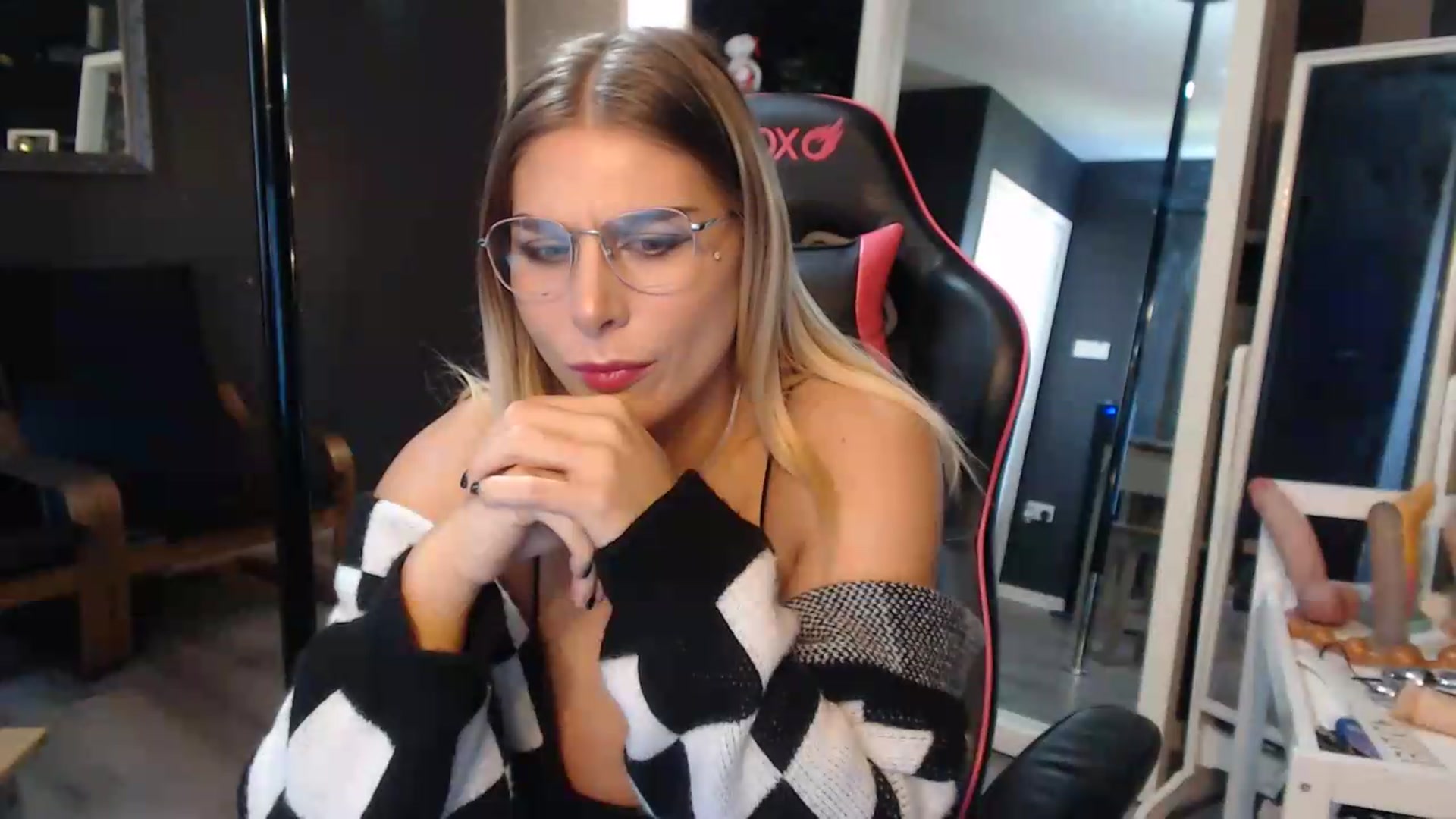 Gallery image thumbnail from ZephyraObs's myfreecams stream on, 09/11/2026, 13:08 image 12 of 20