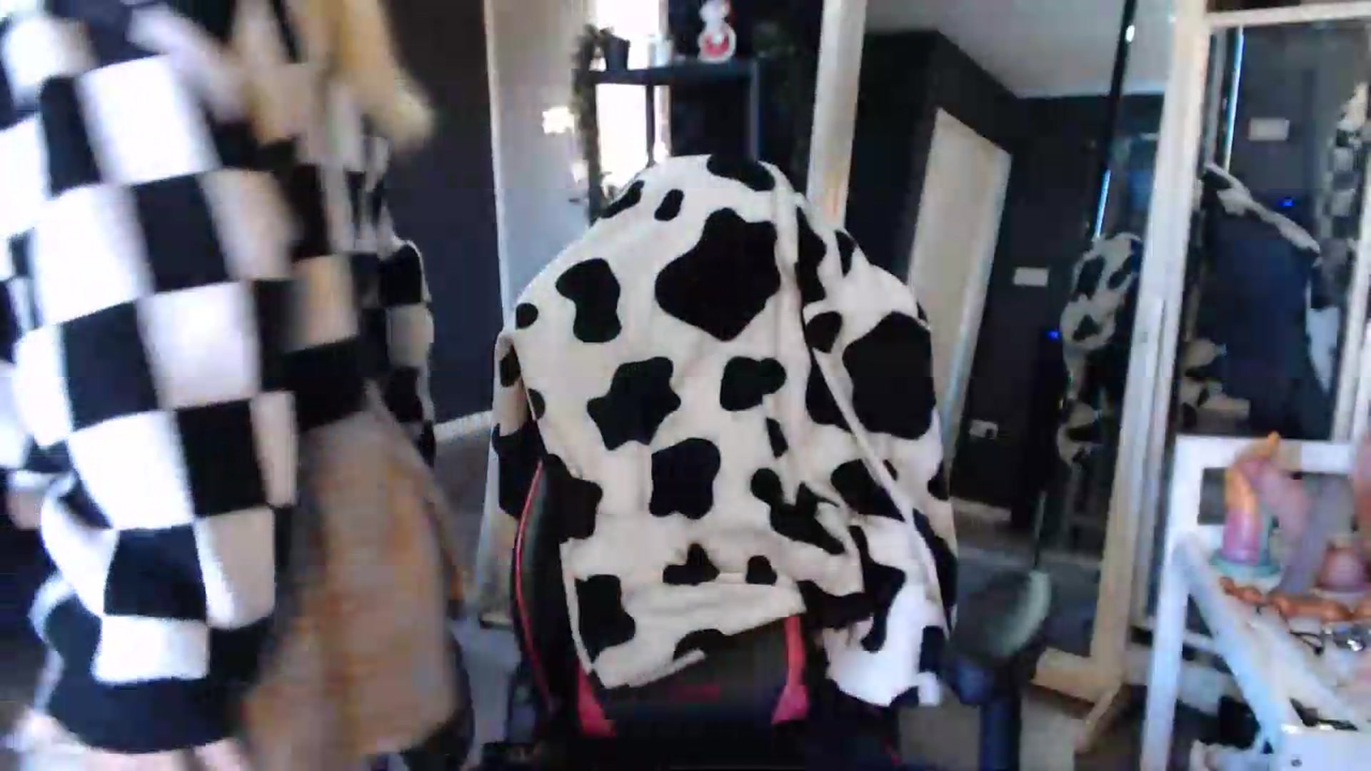 Gallery image thumbnail from ZephyraObs's myfreecams stream on, 09/15/2026, 15:16 image 14 of 20
