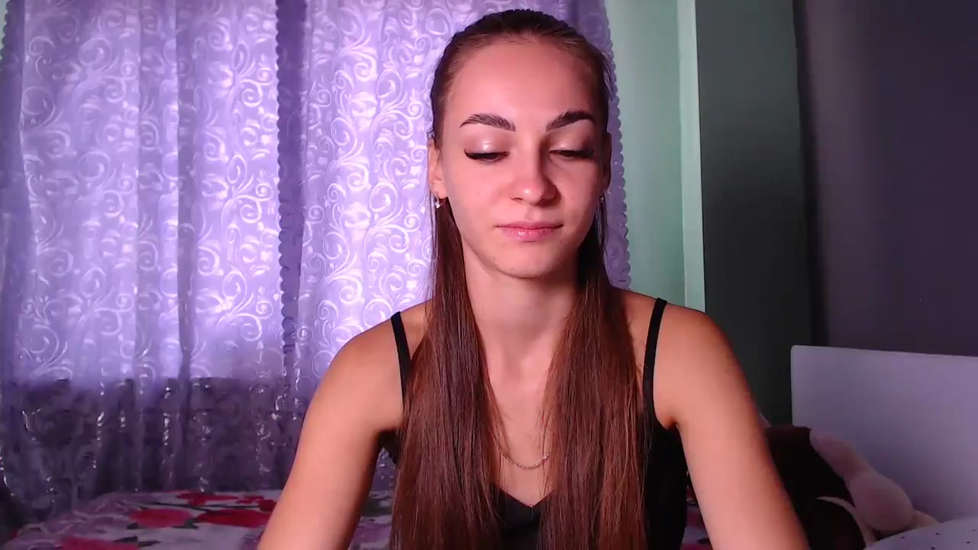 Gallery image thumbnail from Zephyria's myfreecams stream on, 09/21/2024, 12:16 image 3 of 20