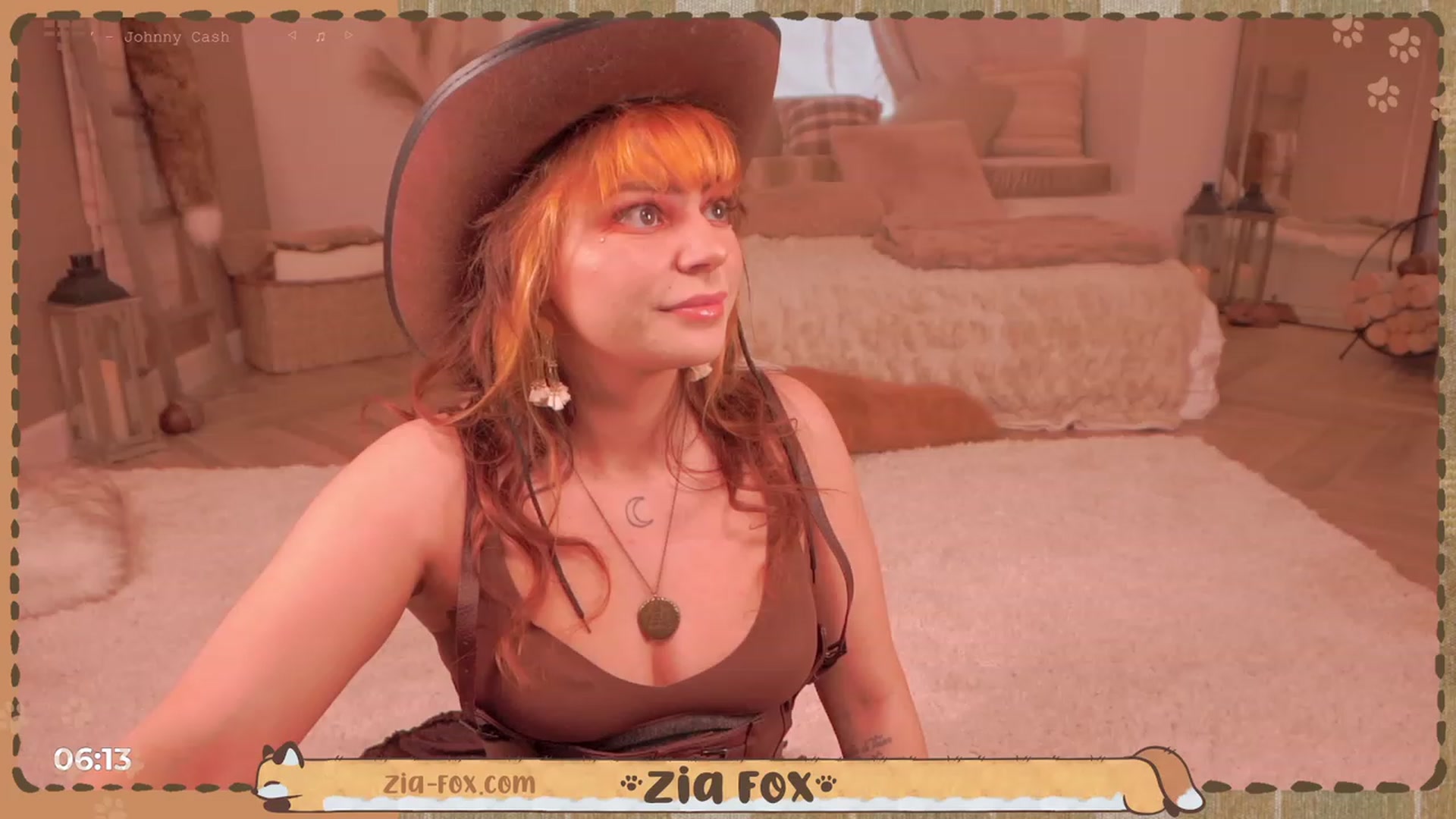 Gallery image thumbnail from ZiaFox's myfreecams stream on, 01/07/2023, 24:39 image 10 of 20