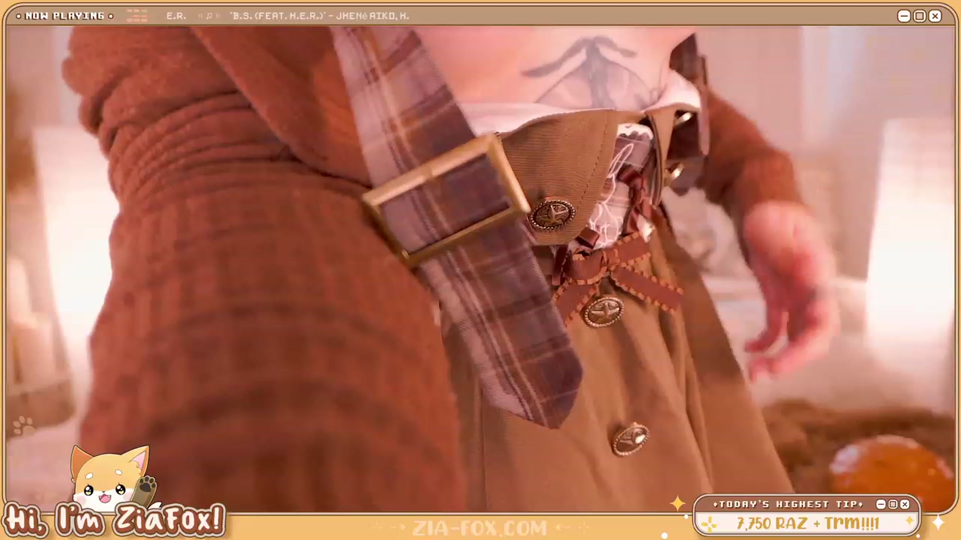 Gallery image thumbnail from ZiaFox's myfreecams stream on, 03/04/2023, 24:06 image 15 of 20