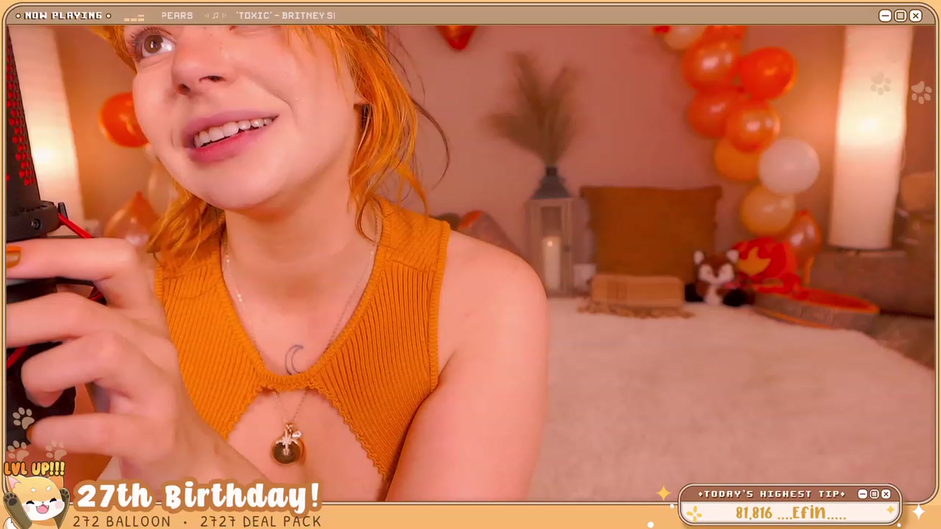 Gallery image thumbnail from ZiaFox's myfreecams stream on, 03/12/2023, 02:38 image 4 of 20