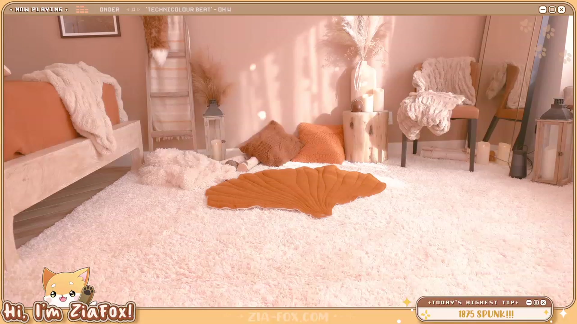 Gallery image thumbnail from ZiaFox's myfreecams stream on, 06/25/2023, 01:06 image 16 of 20