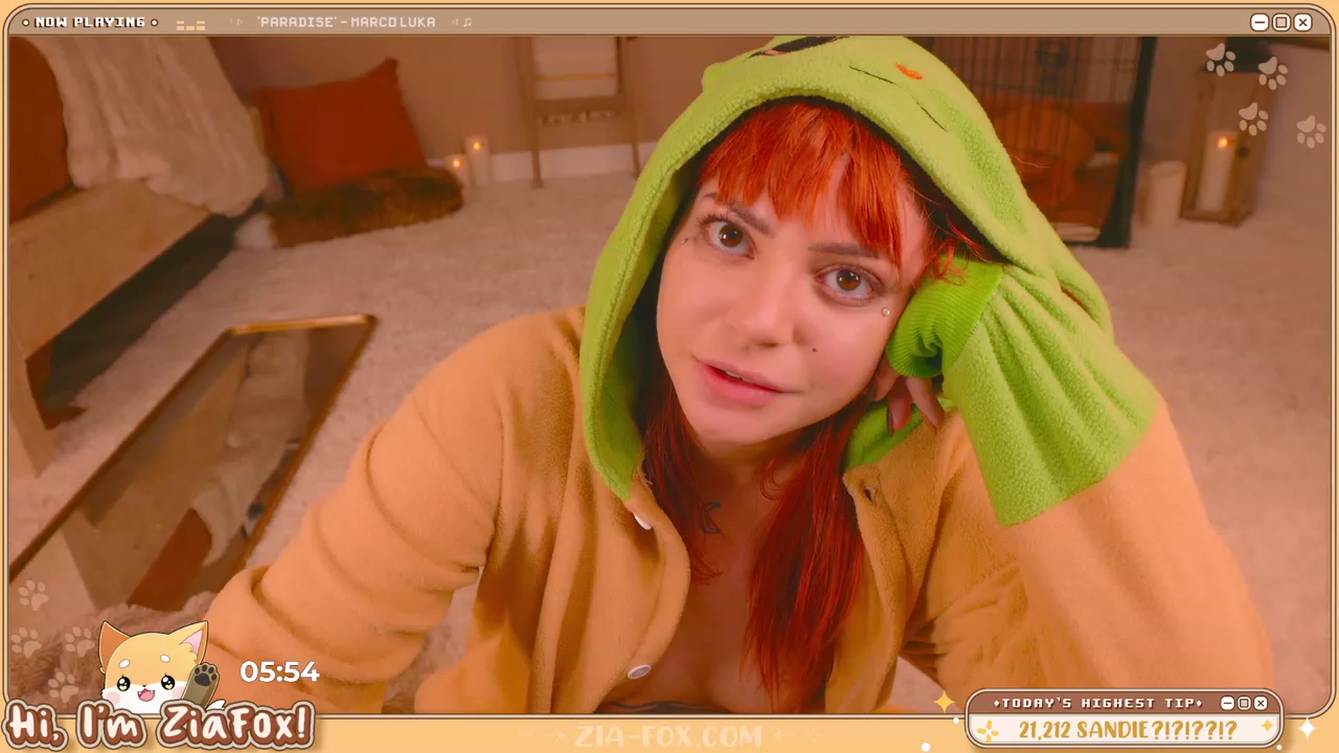 Gallery image thumbnail from ZiaFox's myfreecams stream on, 08/05/2023, 07:03 image 14 of 20