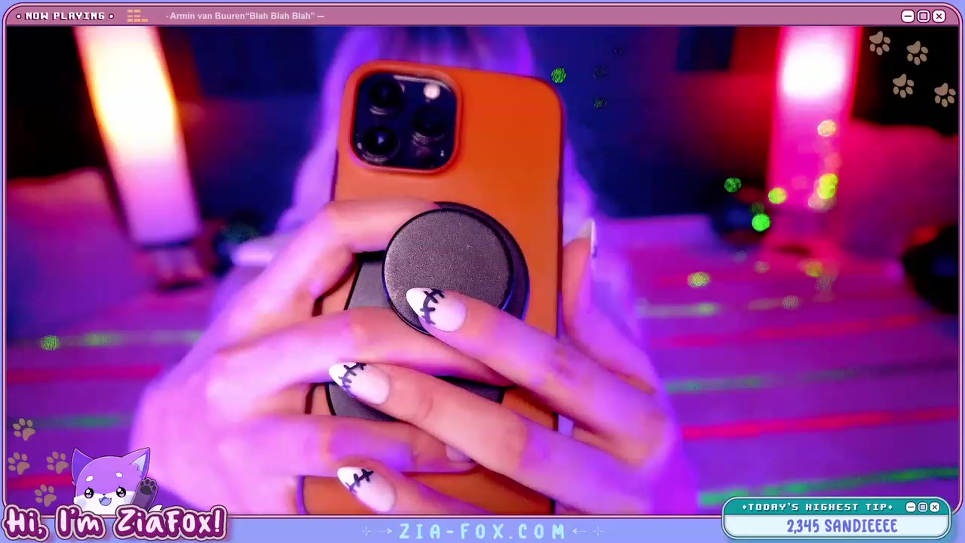 Gallery image thumbnail from ZiaFox's myfreecams stream on, 10/14/2023, 24:02 image 3 of 20
