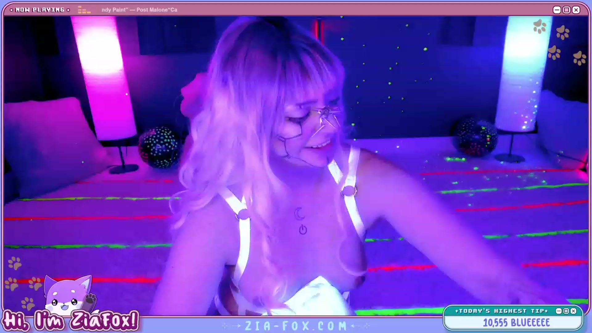 Gallery image thumbnail from ZiaFox's myfreecams stream on, 10/14/2023, 02:17 image 19 of 20