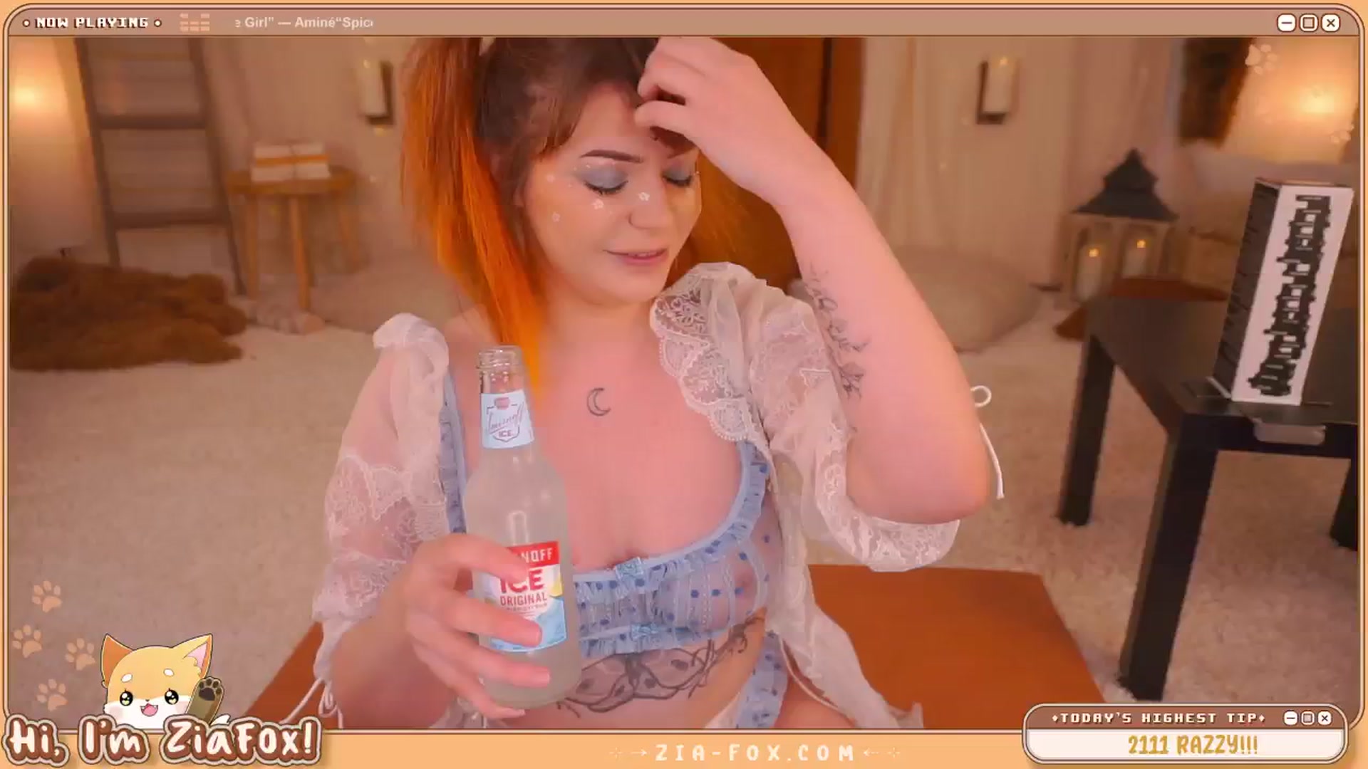 Gallery image thumbnail from ZiaFox's myfreecams stream on, 08/17/2024, 24:01 image 3 of 20
