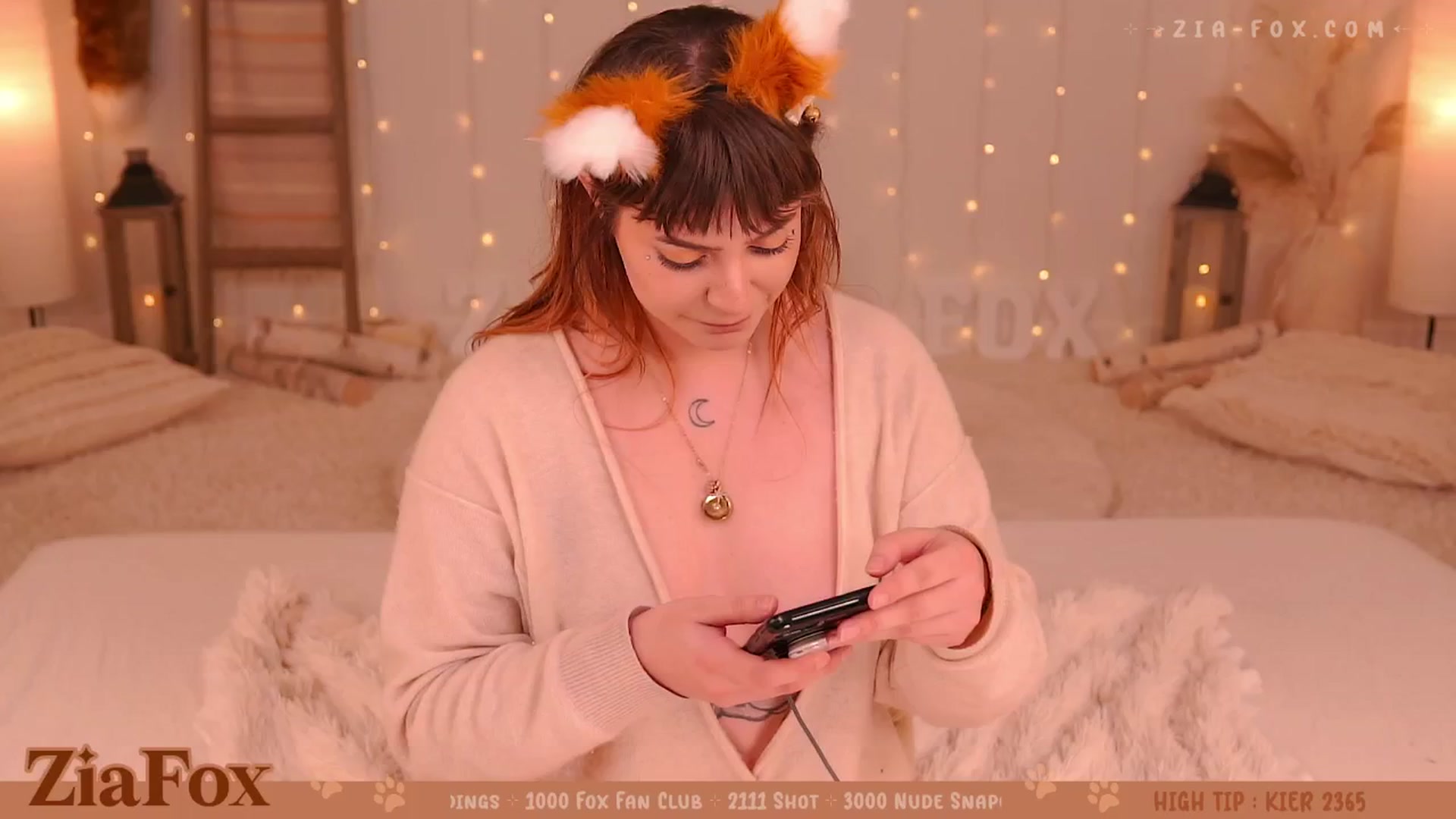 Gallery image thumbnail from ZiaFox's myfreecams stream on, 11/16/2024, 02:25 image 5 of 20