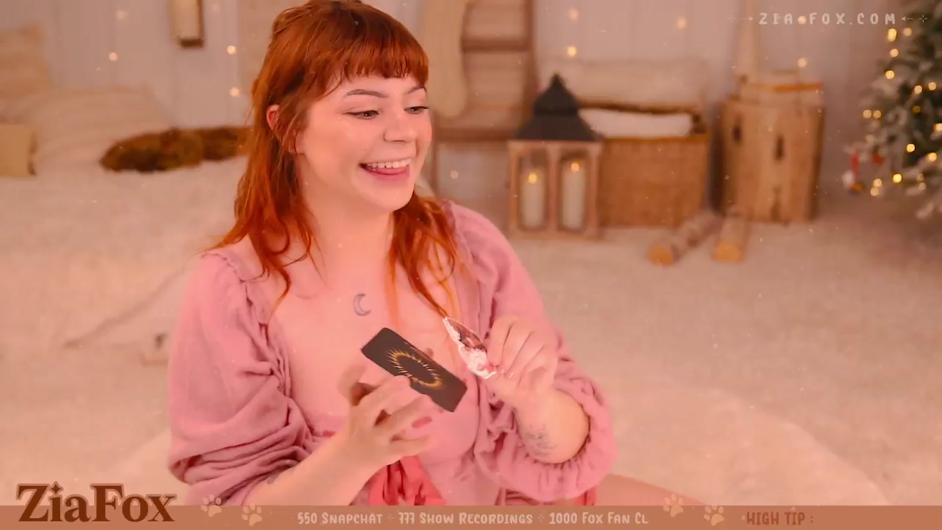 Gallery image thumbnail from ZiaFox's myfreecams stream on, 01/05/2025, 23:06 image 5 of 20
