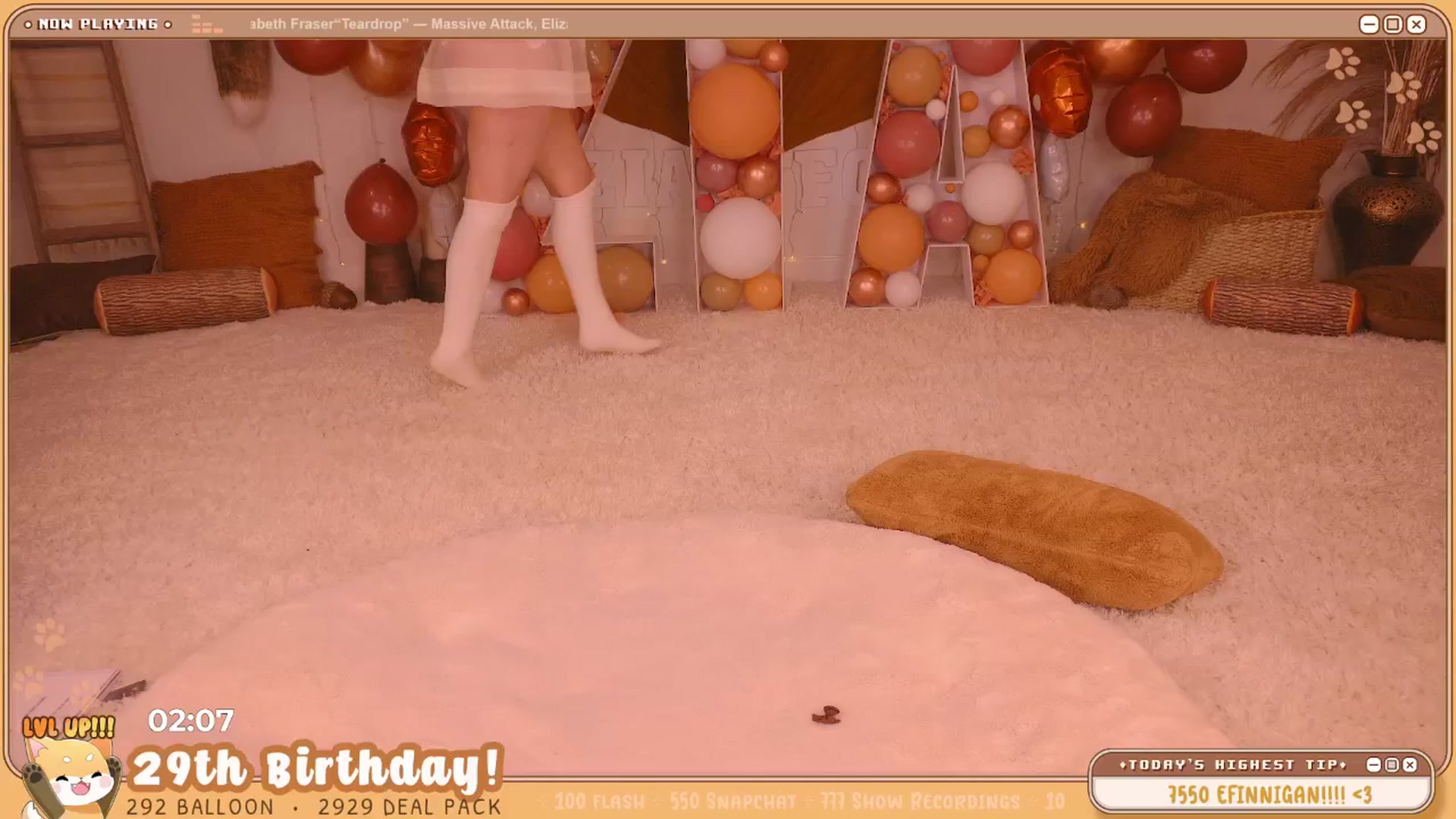 Gallery image thumbnail from ZiaFox's myfreecams stream on, 03/15/2025, 04:12 image 4 of 20