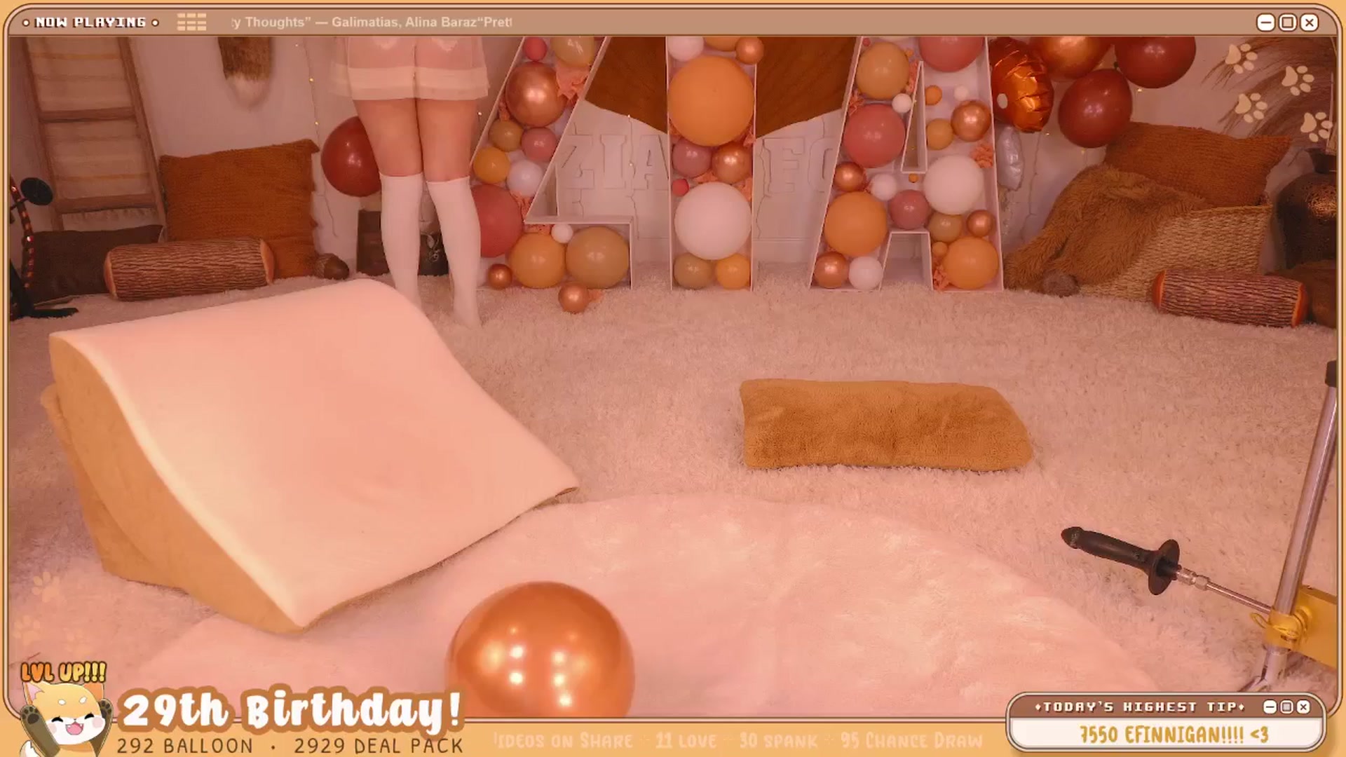 Gallery image thumbnail from ZiaFox's myfreecams stream on, 03/15/2025, 04:12 image 16 of 20