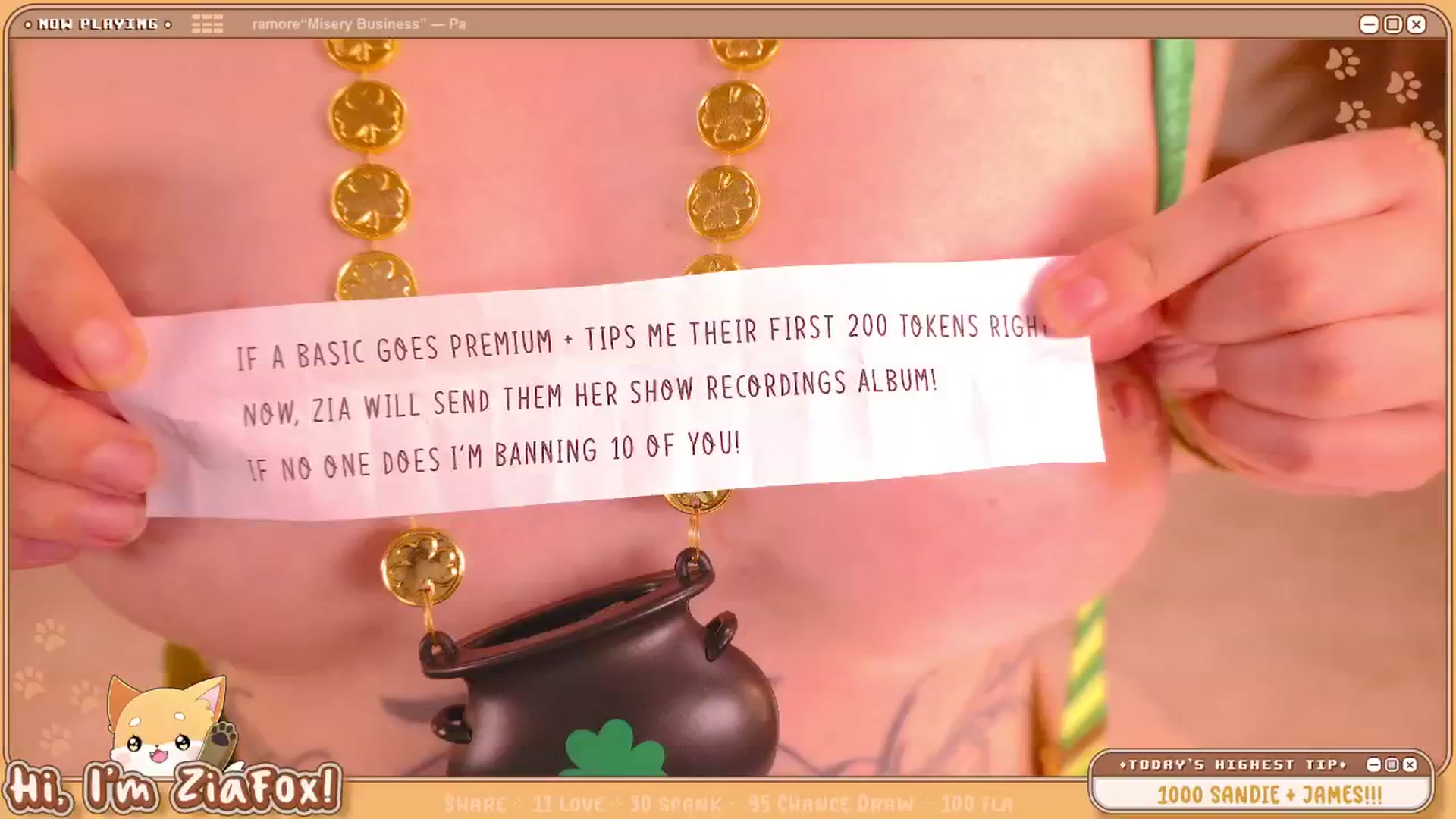 Gallery image thumbnail from ZiaFox's myfreecams stream on, 03/27/2025, 24:31 image 9 of 20