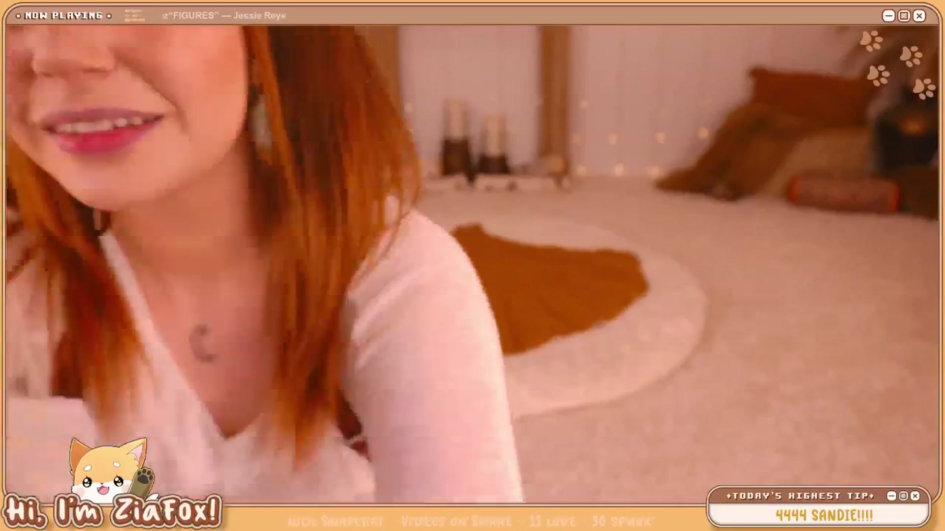 Gallery image thumbnail from ZiaFox's myfreecams stream on, 04/19/2025, 02:21 image 16 of 20
