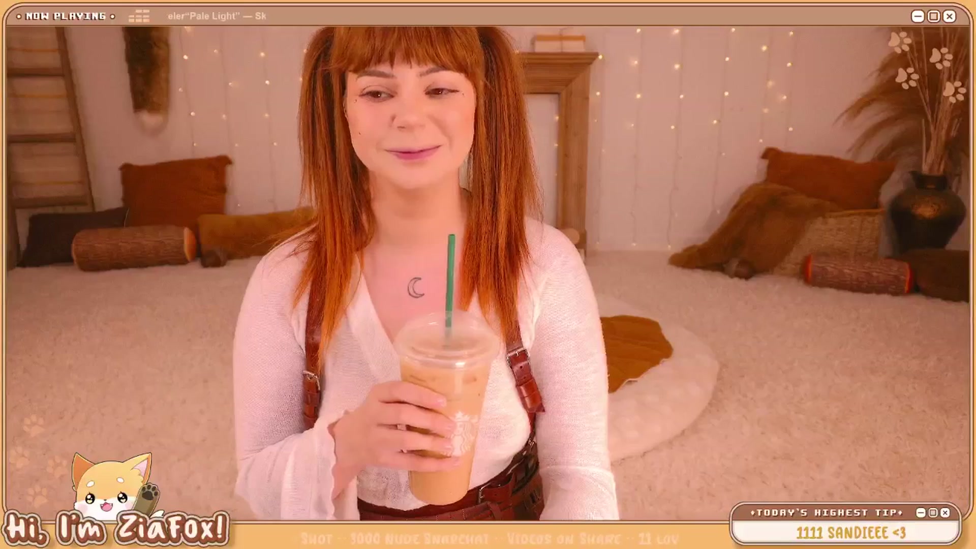 Gallery image thumbnail from ZiaFox's myfreecams stream on, 04/19/2025, 02:21 image 2 of 20