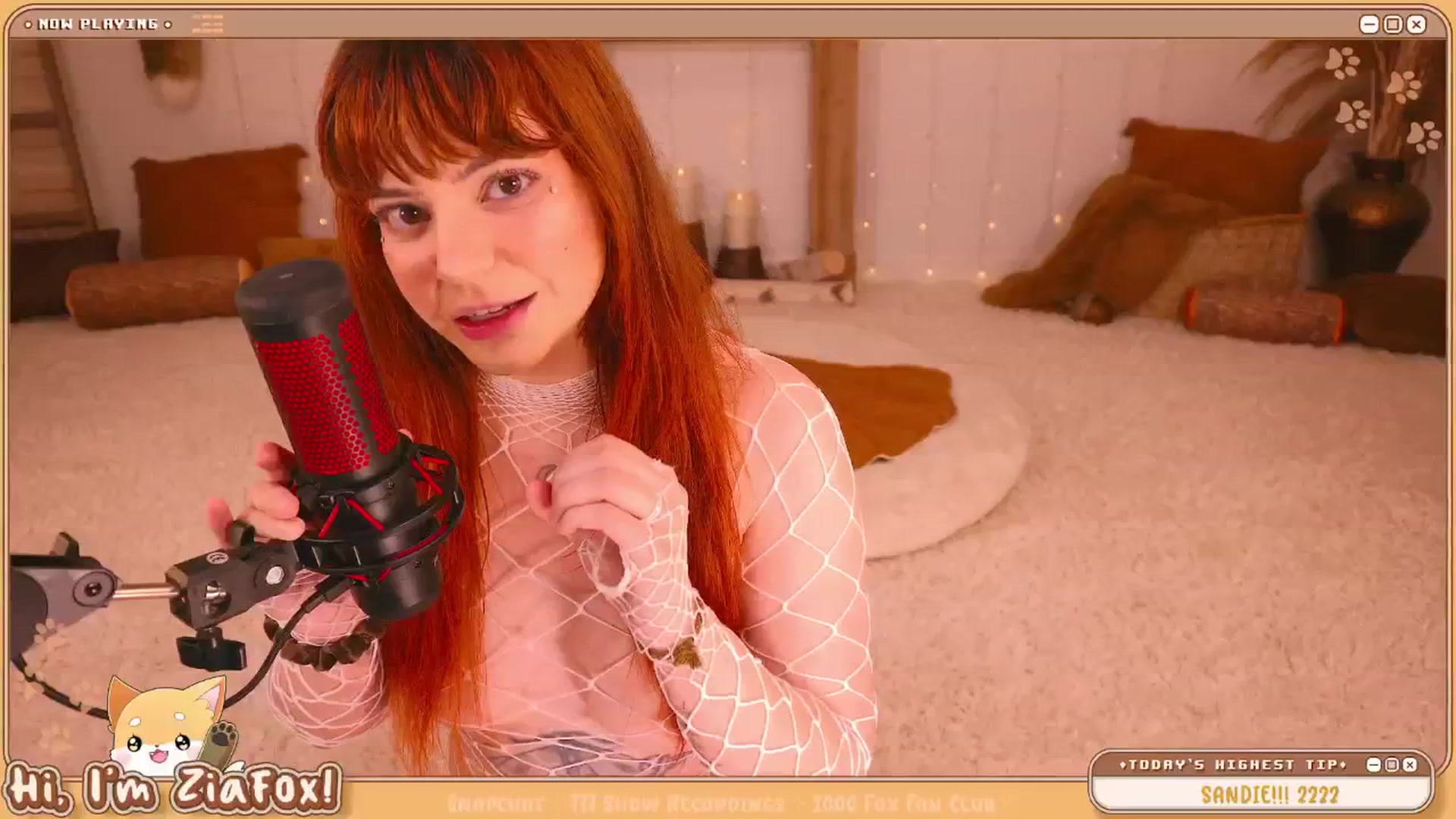 Gallery image thumbnail from ZiaFox's myfreecams stream on, 05/17/2025, 02:46 image 15 of 20