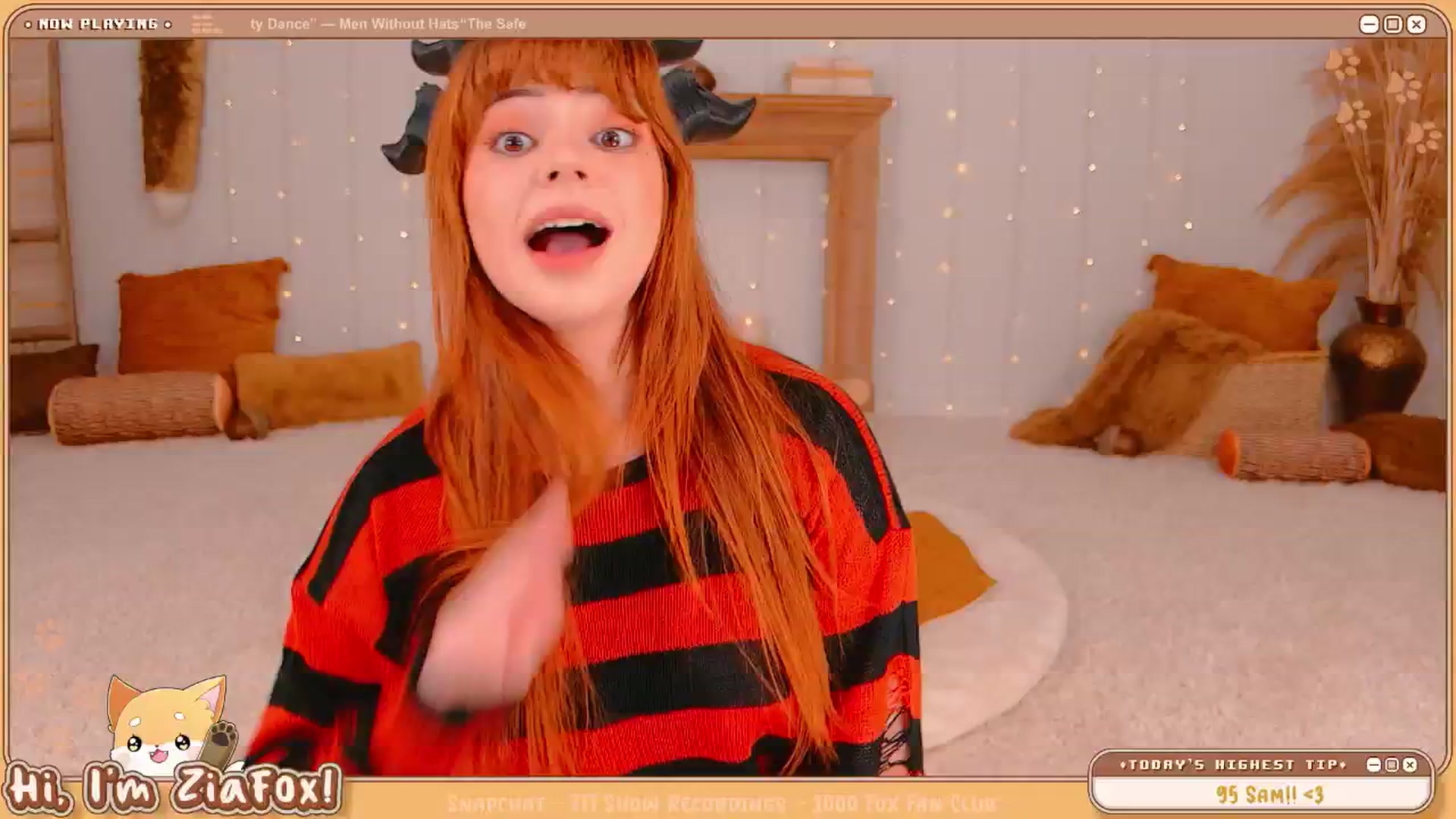 Gallery image thumbnail from ZiaFox's myfreecams stream on, 06/21/2025, 03:00 image 3 of 20