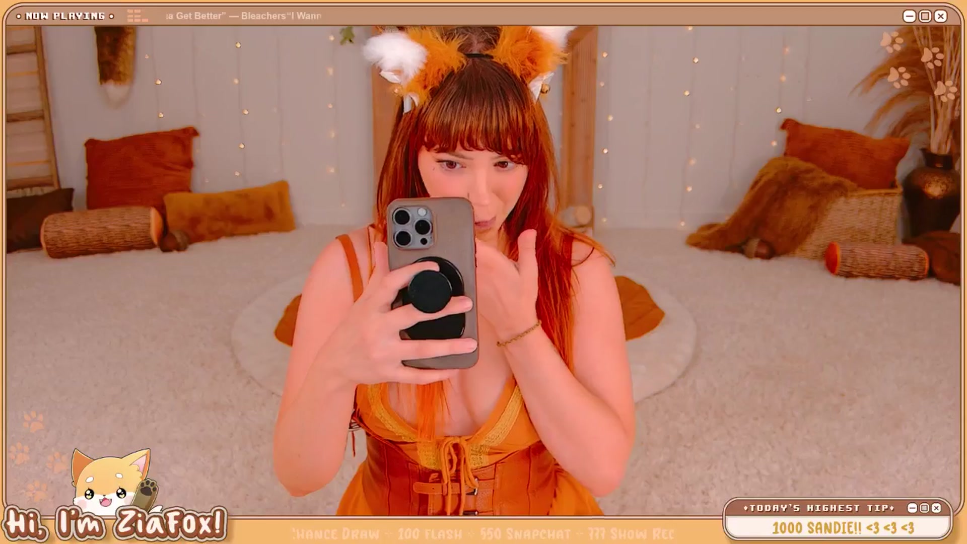 Gallery image thumbnail from ZiaFox's myfreecams stream on, 07/05/2025, 22:56 image 14 of 20