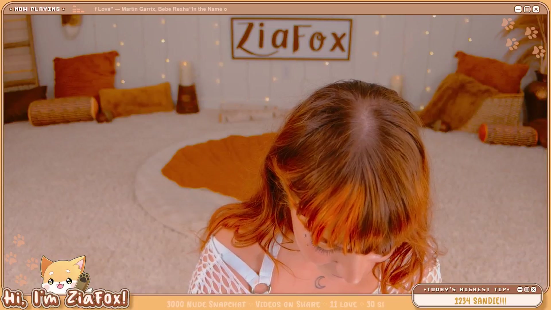 Gallery image thumbnail from ZiaFox's myfreecams stream on, 07/26/2025, 02:17 image 8 of 20
