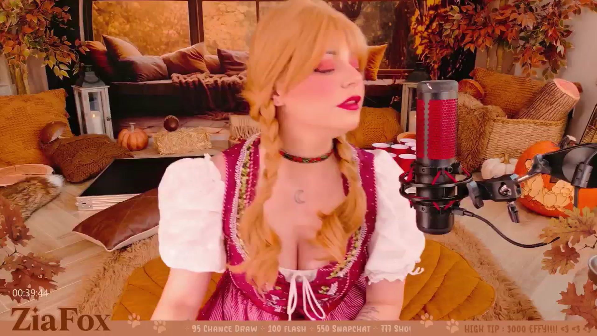 Gallery image thumbnail from ZiaFox's myfreecams stream on, 10/13/2025, 24:18 image 3 of 20