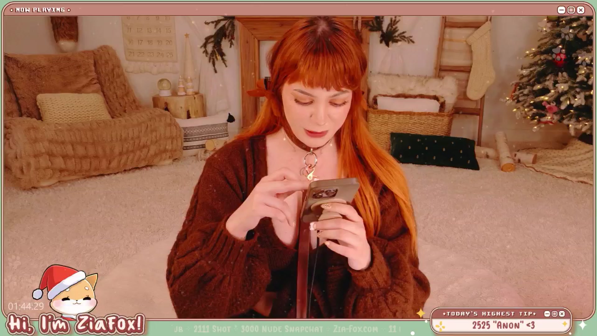 Gallery image thumbnail from ZiaFox's myfreecams stream on, 12/05/2025, 04:00 image 15 of 20