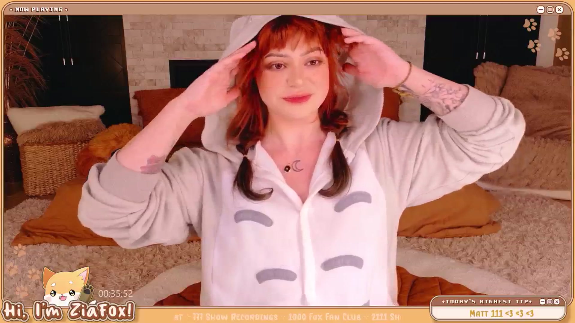 Gallery image thumbnail from ZiaFox's myfreecams stream on, 03/06/2026, 06:06 image 11 of 20