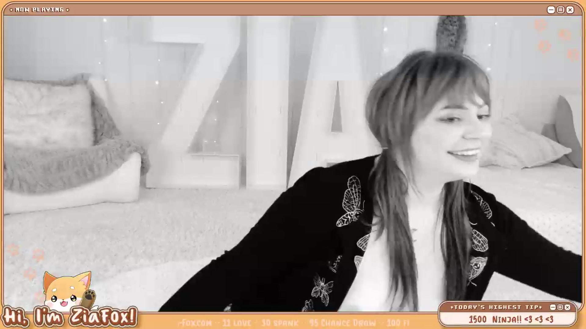 Gallery image thumbnail from ZiaFox's myfreecams stream on, 04/20/2026, 01:17 image 18 of 20