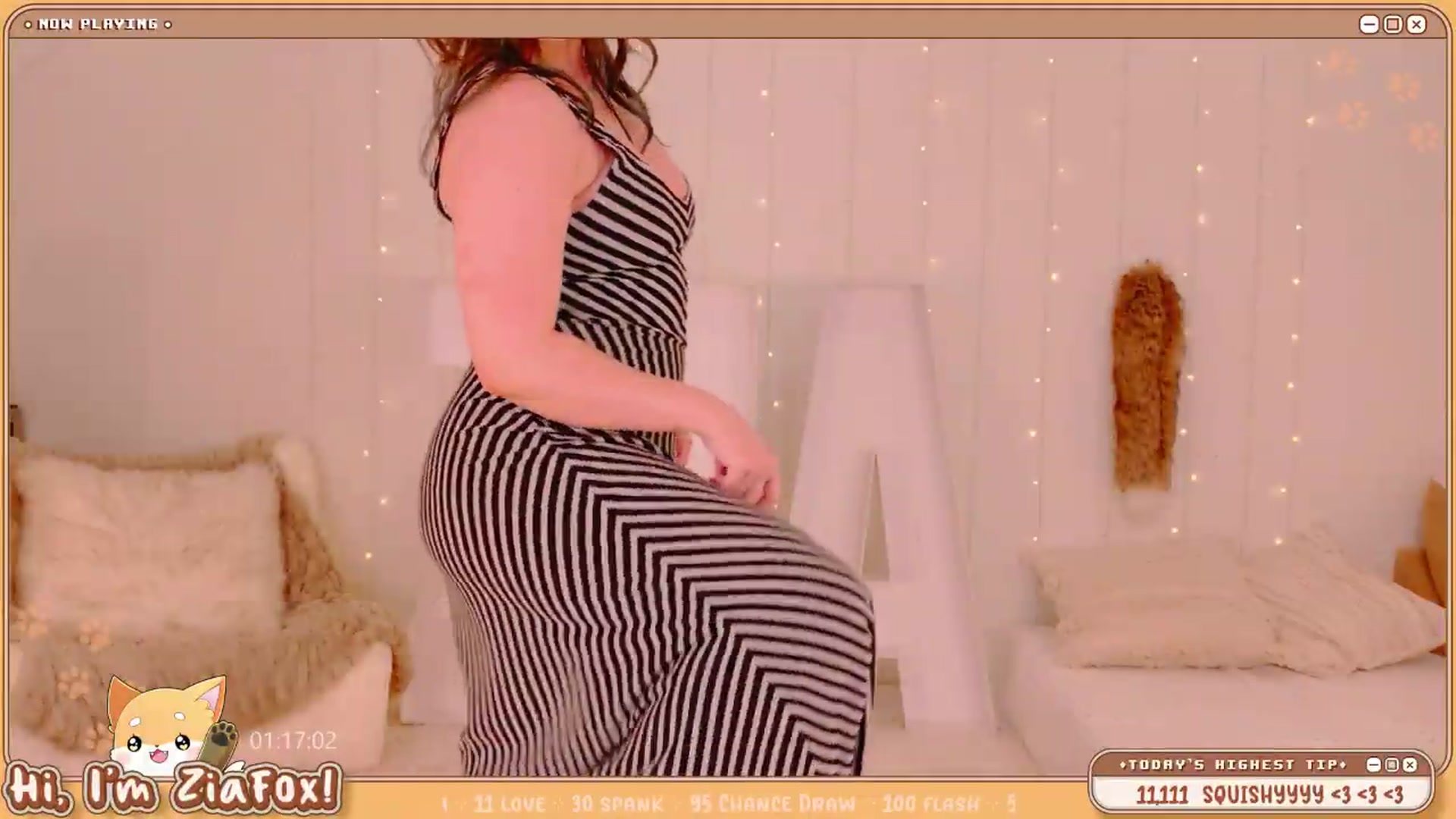 Gallery image thumbnail from ZiaFox's myfreecams stream on, 04/24/2026, 22:36 image 13 of 20