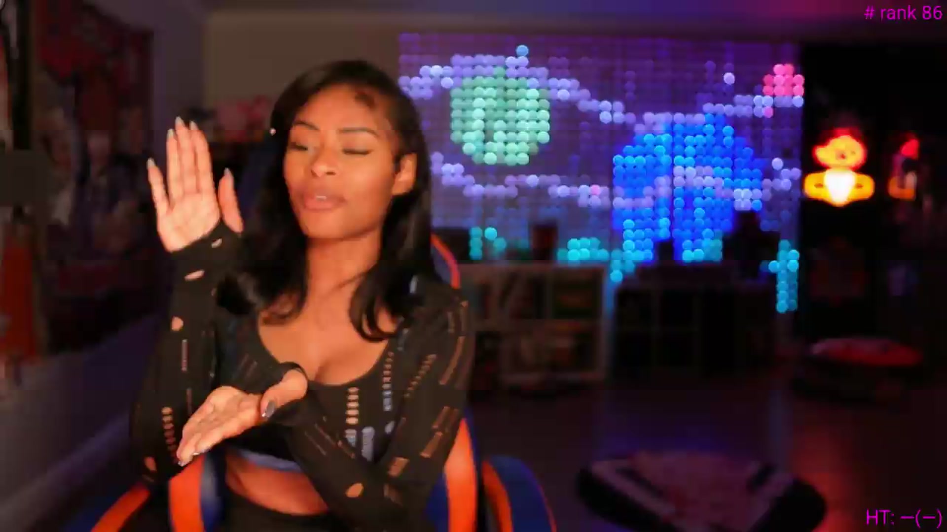 Gallery image thumbnail from ZiaZia's myfreecams stream on, 06/09/2026, 04:34 image 10 of 20