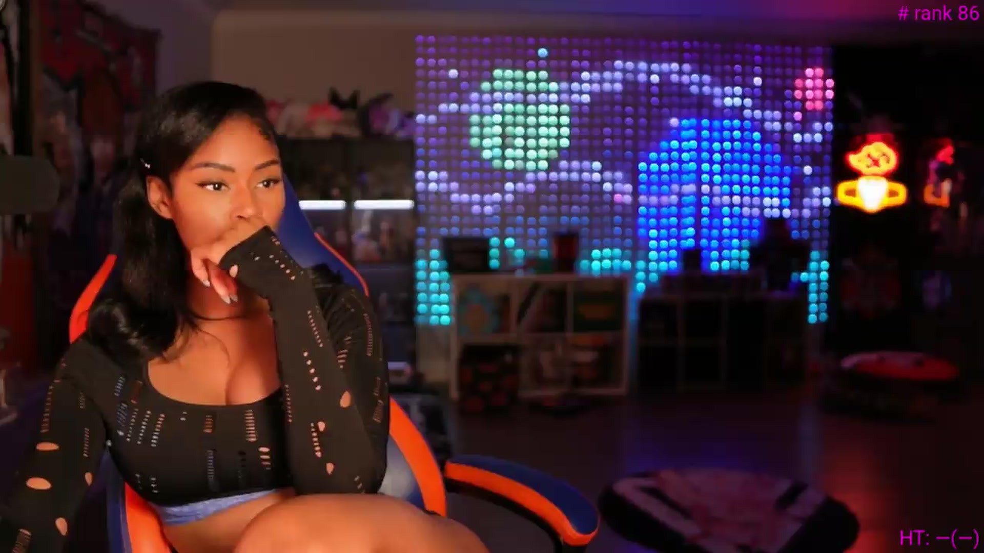 Gallery image thumbnail from ZiaZia's myfreecams stream on, 06/09/2026, 04:34 image 14 of 20