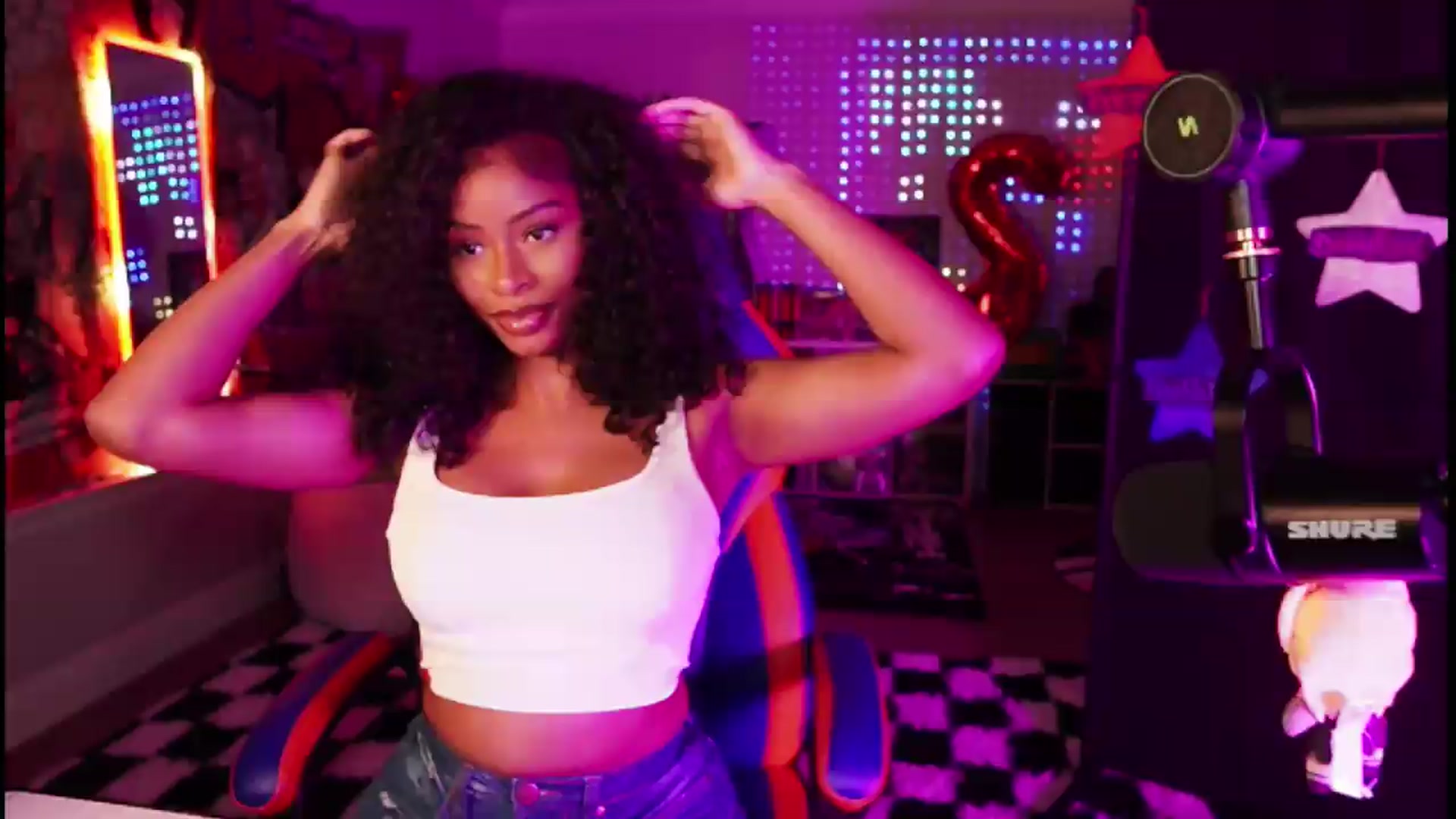 Gallery image thumbnail from ZiaZia's myfreecams stream on, 08/07/2026, 06:53 image 1 of 20
