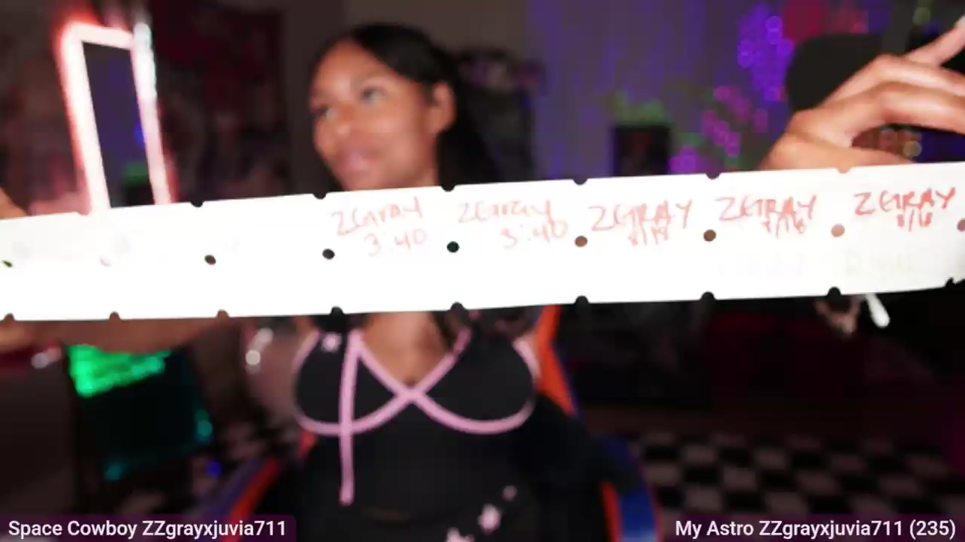 Gallery image thumbnail from ZiaZia's myfreecams stream on, 08/18/2026, 22:14 image 3 of 20