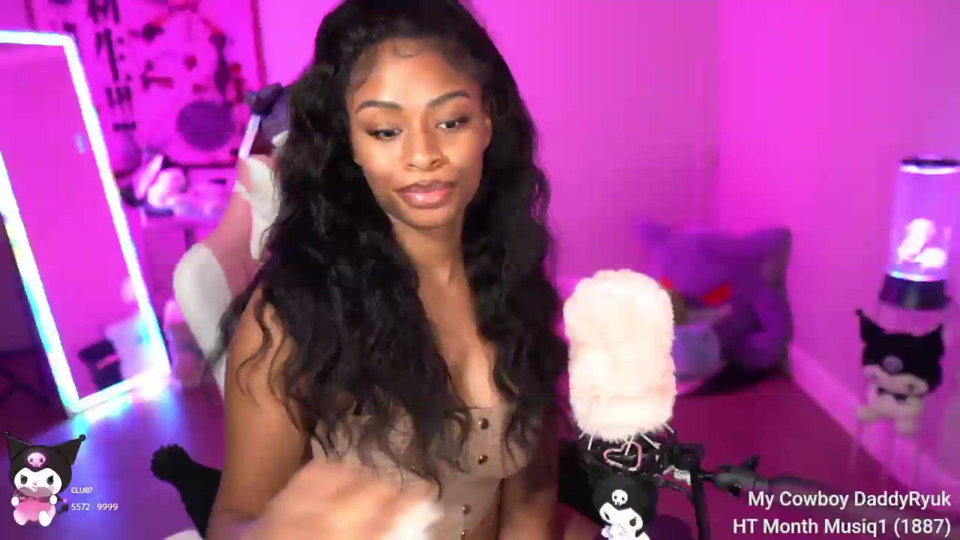 Gallery image thumbnail from ZiaZia's myfreecams stream on, 09/06/2026, 06:32 image 7 of 20