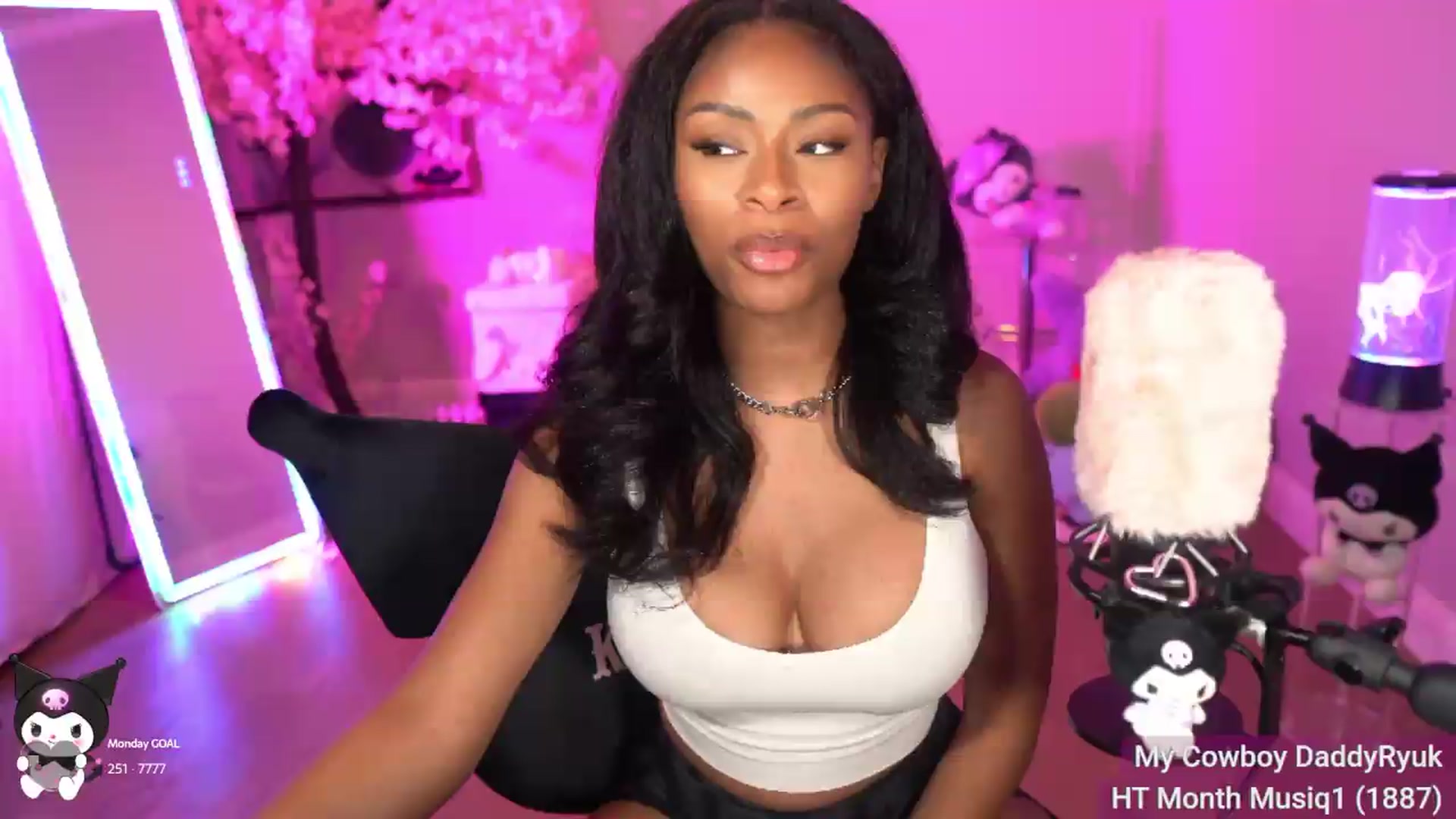 Gallery image thumbnail from ZiaZia's myfreecams stream on, 09/08/2026, 05:30 image 8 of 20