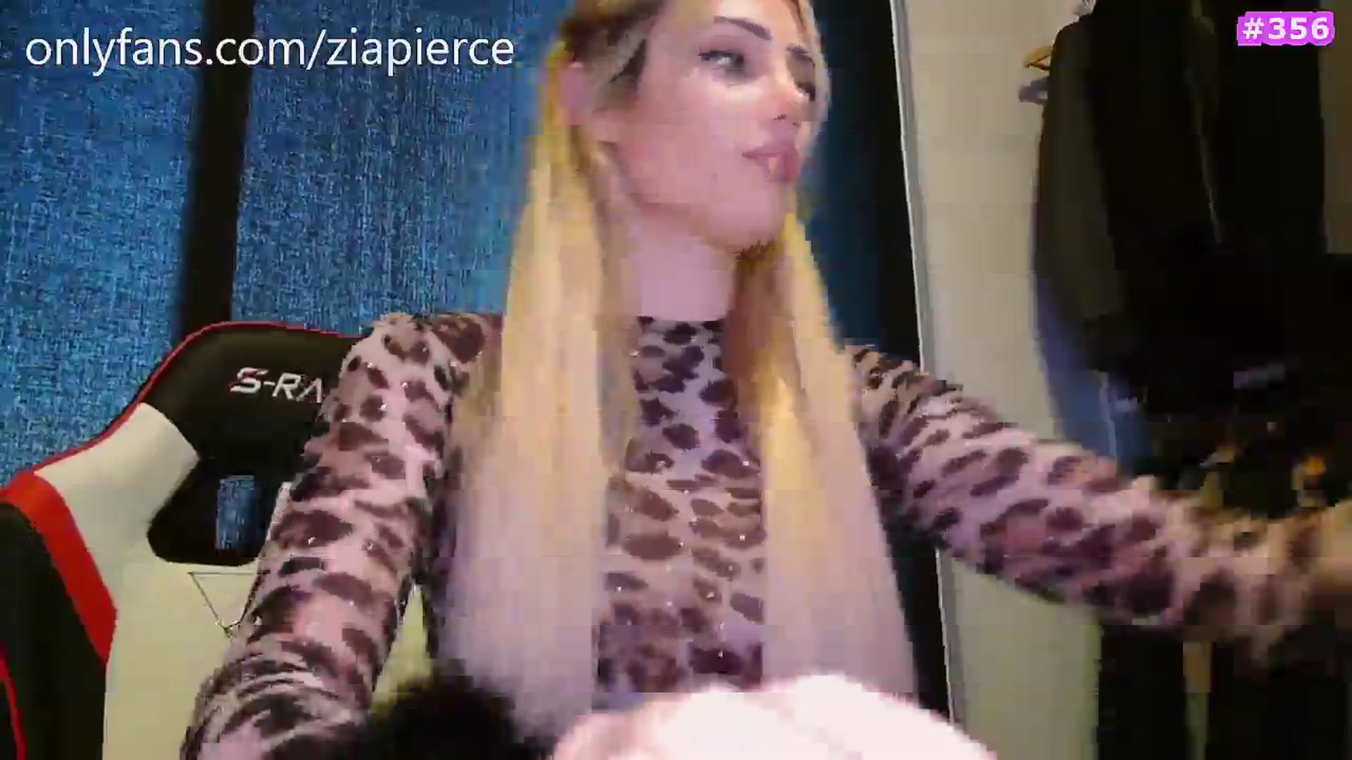 Gallery image thumbnail from Zia_P's myfreecams stream on, 07/25/2023, 22:50 image 15 of 20