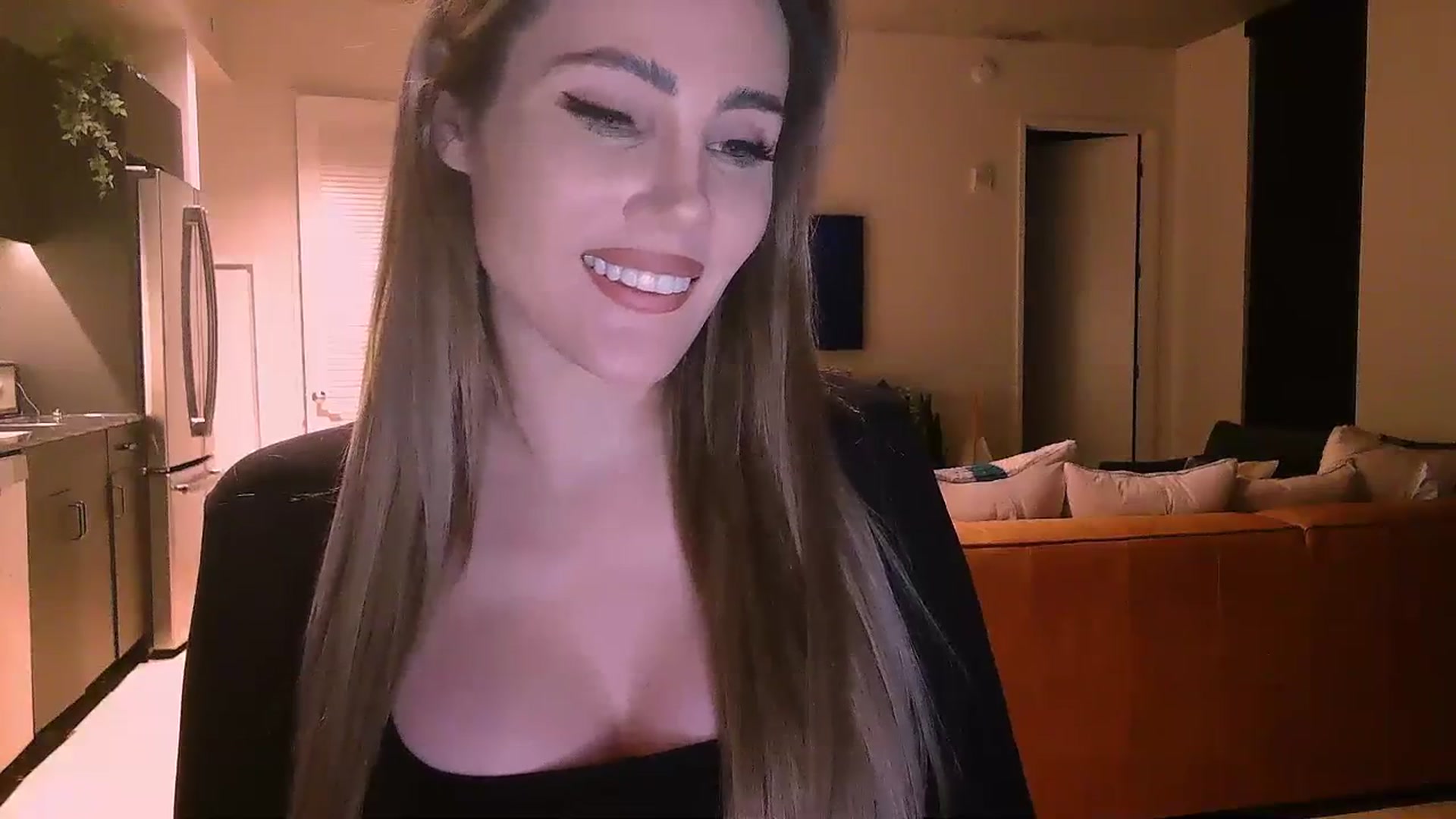 Gallery image thumbnail from Zia_P's myfreecams stream on, 12/05/2023, 02:15 image 16 of 20
