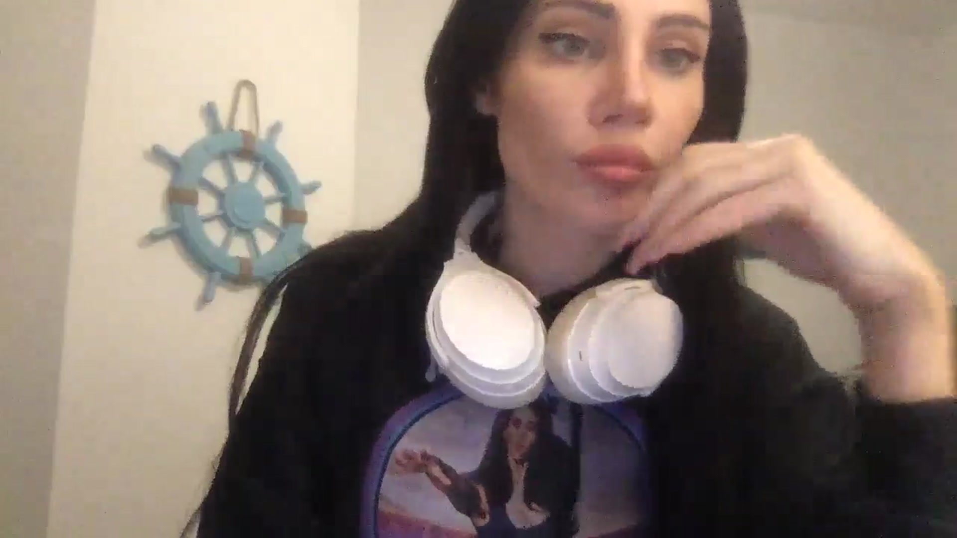 Gallery image thumbnail from Zia_P's myfreecams stream on, 06/02/2024, 07:59 image 15 of 20