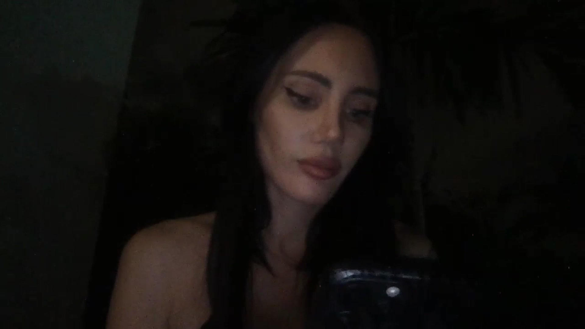 Gallery image thumbnail from Zia_P's myfreecams stream on, 06/02/2024, 07:59 image 3 of 20