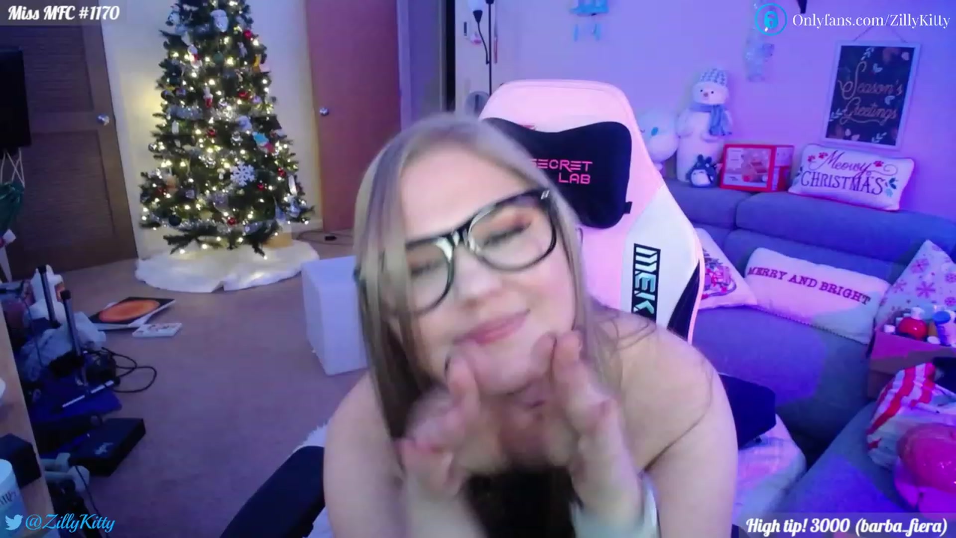 Gallery image thumbnail from ZillyKitty's myfreecams stream on, 11/24/2022, 03:41 image 20 of 20