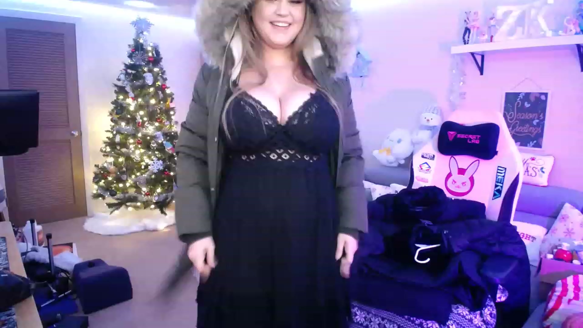 Gallery image thumbnail from ZillyKitty's myfreecams stream on, 11/27/2022, 24:47 image 1 of 20