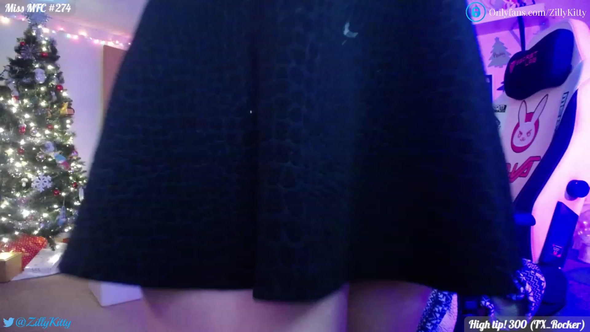 Gallery image thumbnail from ZillyKitty's myfreecams stream on, 12/06/2022, 24:50 image 16 of 20