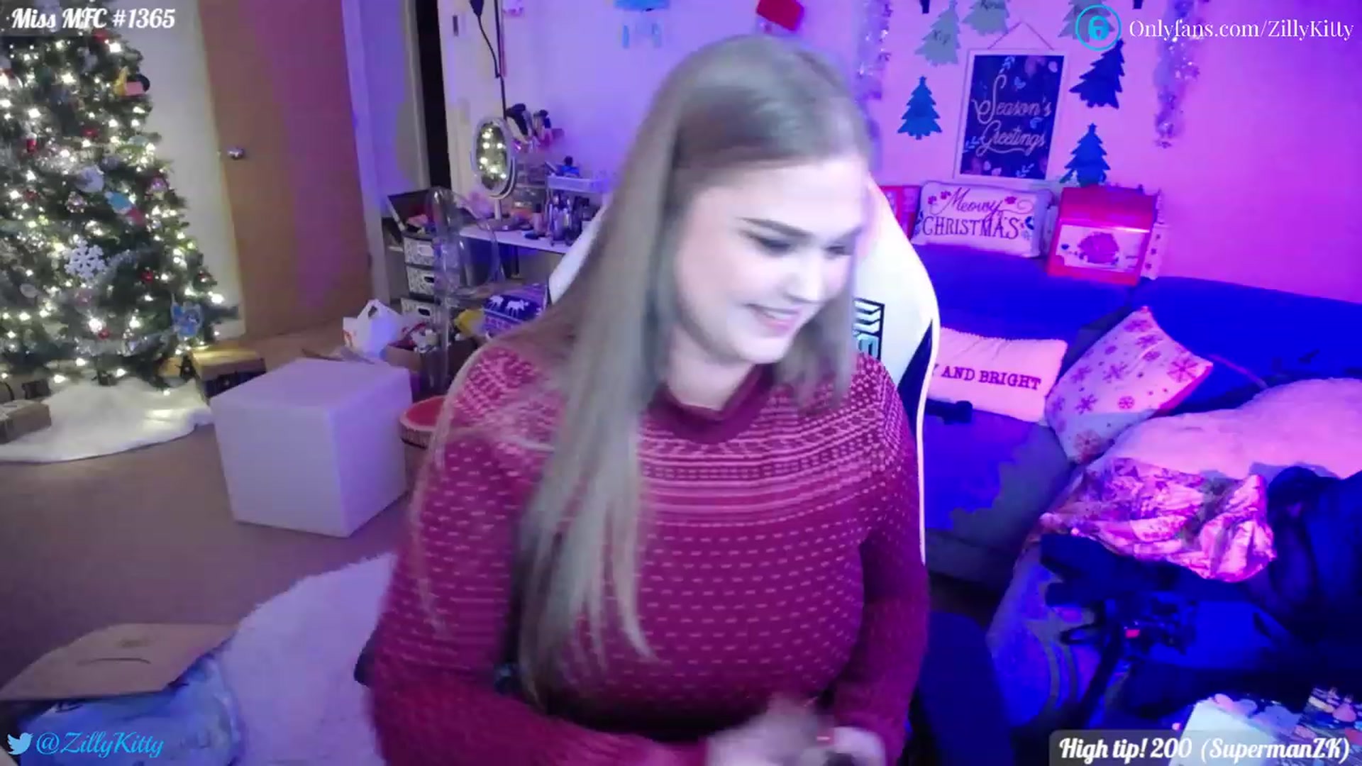 Gallery image thumbnail from ZillyKitty's myfreecams stream on, 12/30/2022, 20:16 image 19 of 20