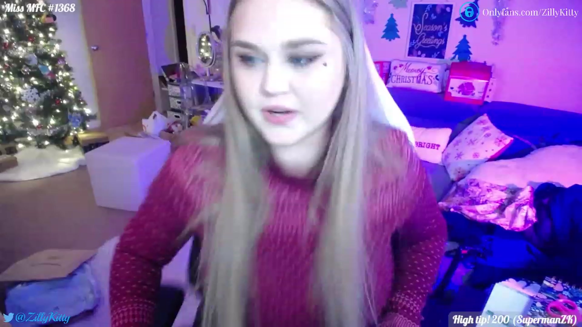 Gallery image thumbnail from ZillyKitty's myfreecams stream on, 12/30/2022, 20:16 image 13 of 20