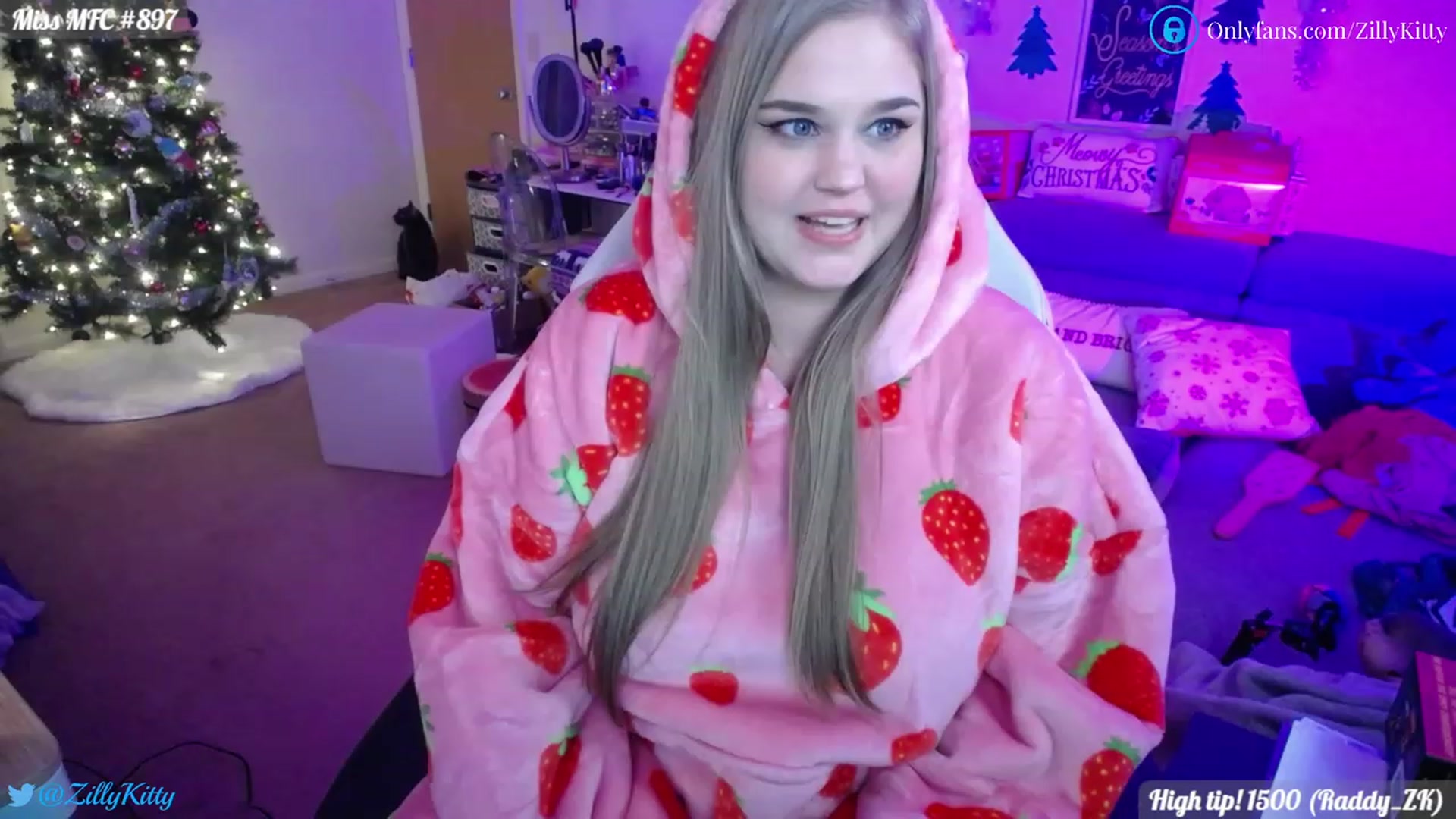 Gallery image thumbnail from ZillyKitty's myfreecams stream on, 01/01/2023, 02:35 image 4 of 20